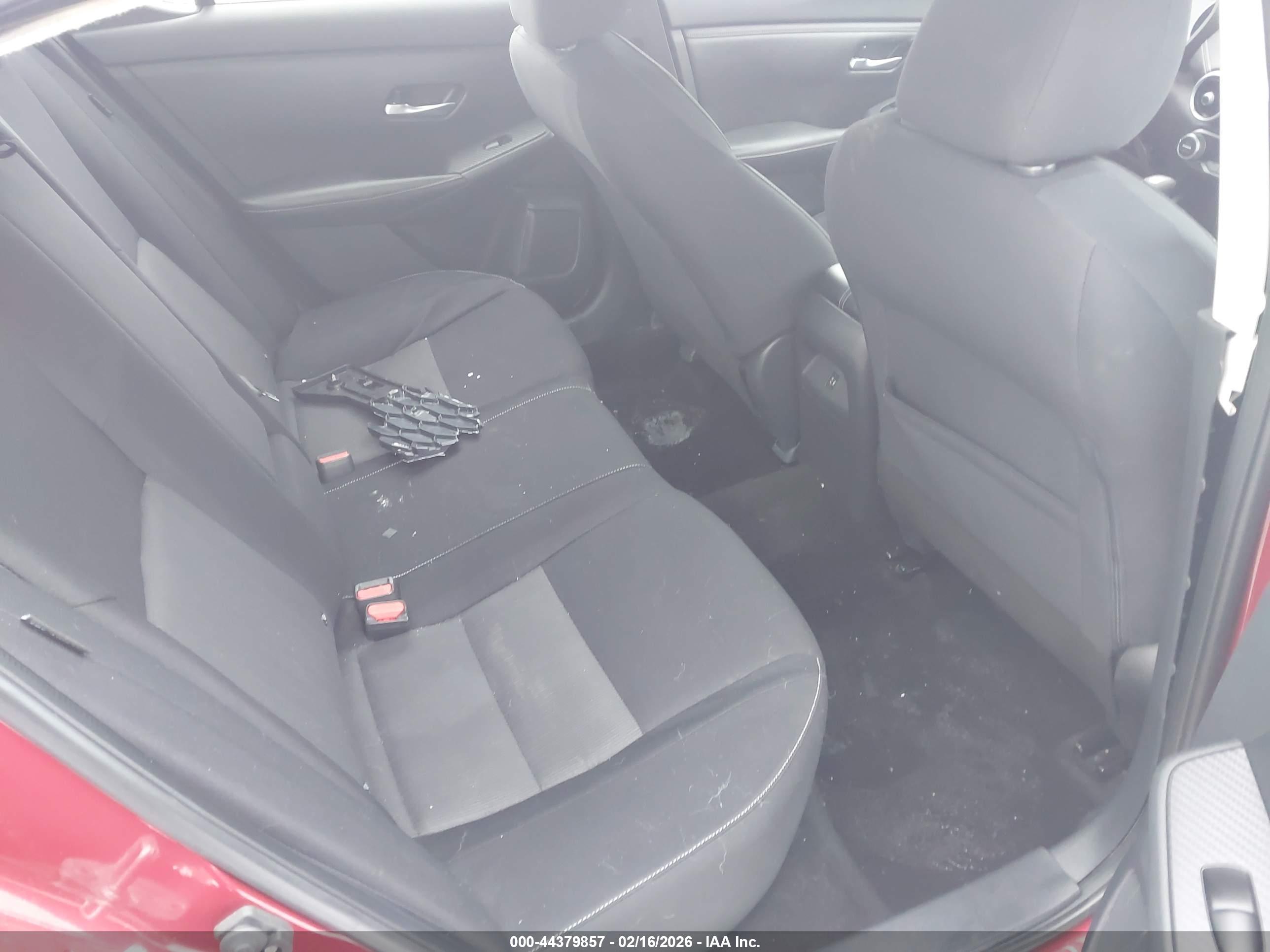 NISSAN SENTRA image 8