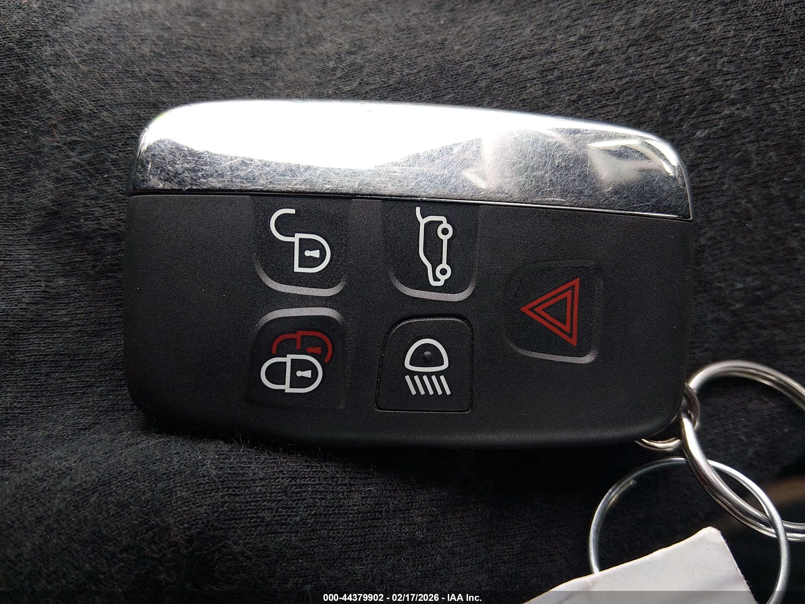 LAND ROVER image 11
