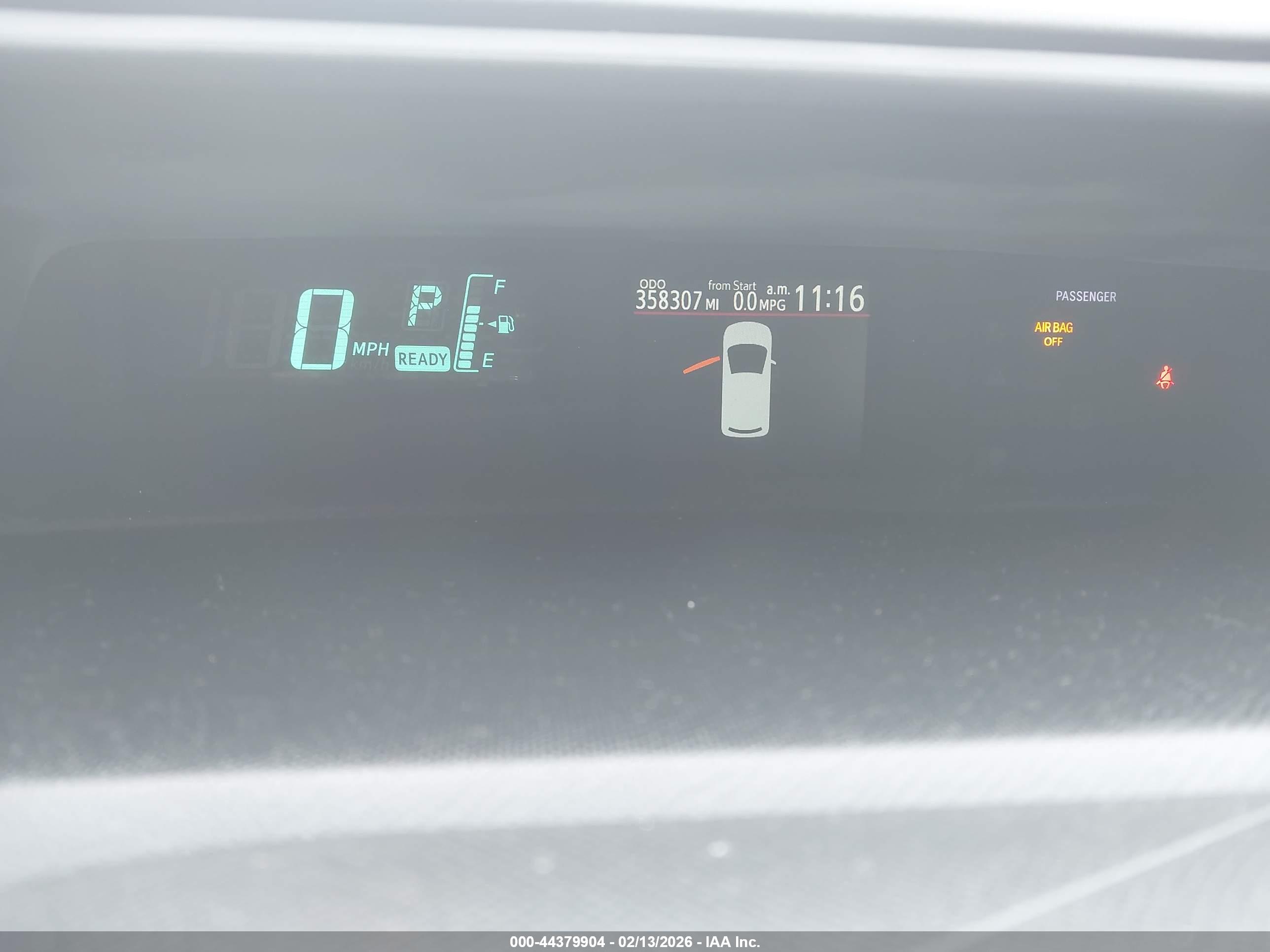TOYOTA PRIUS image 7