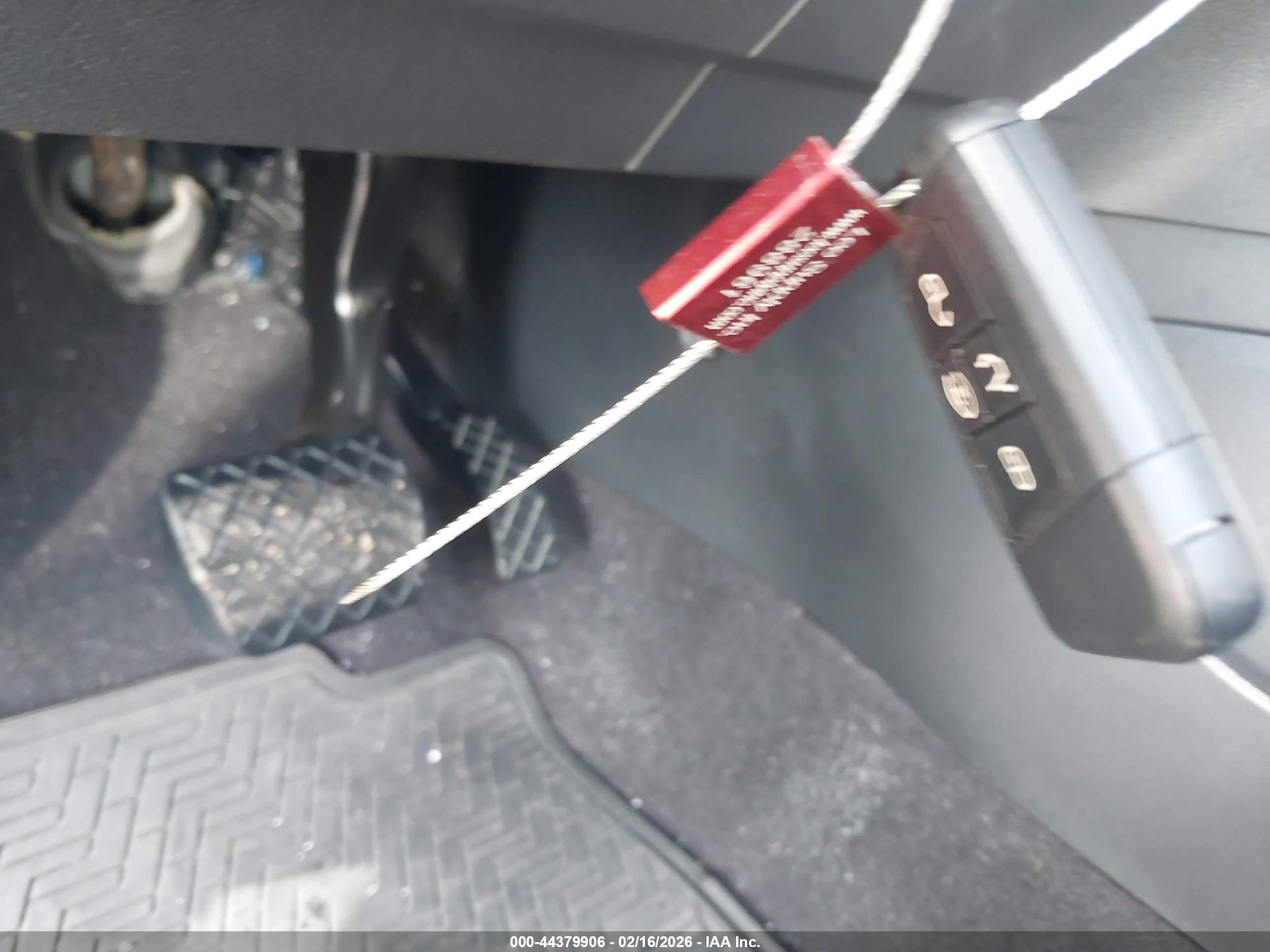 VOLKSWAGEN ATLAS image 11