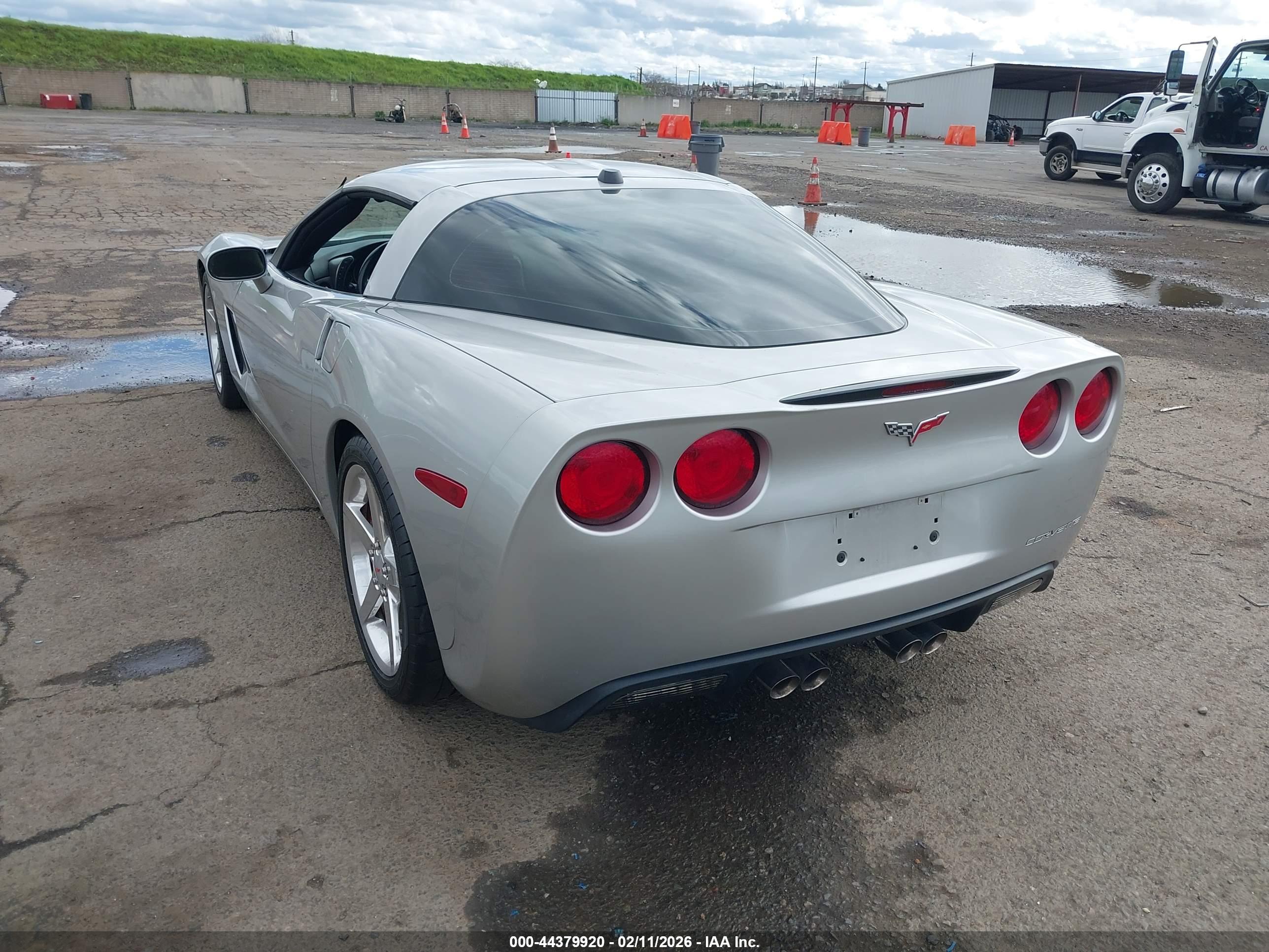 CHEVROLET CORVETTE image 3