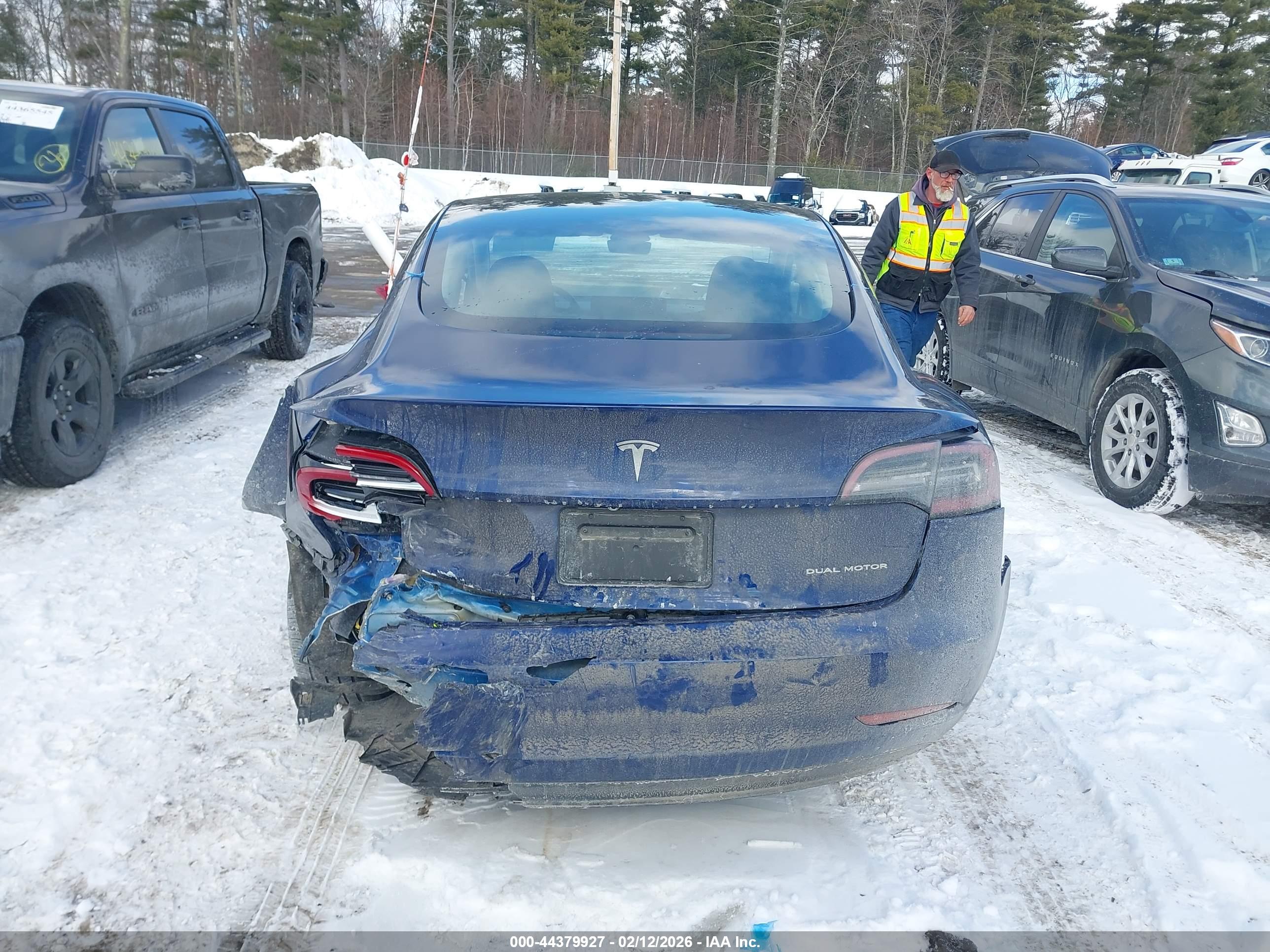 TESLA MODEL image 6