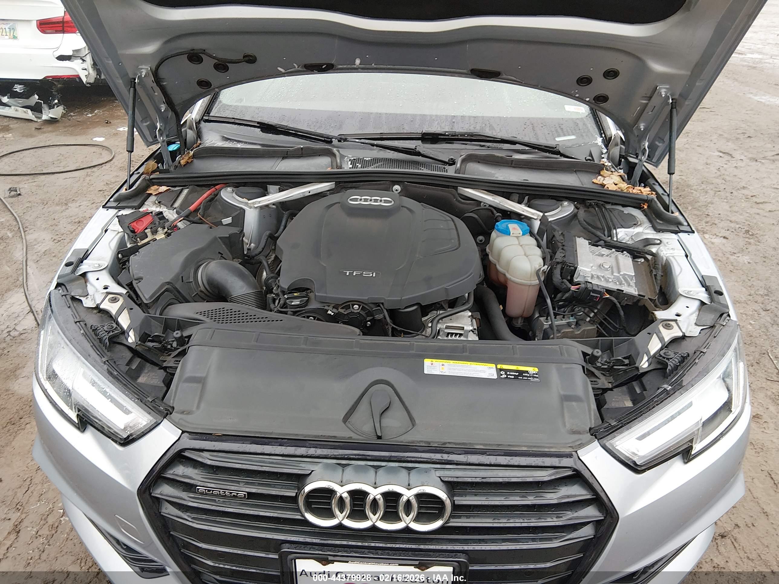 AUDI A4 image 10