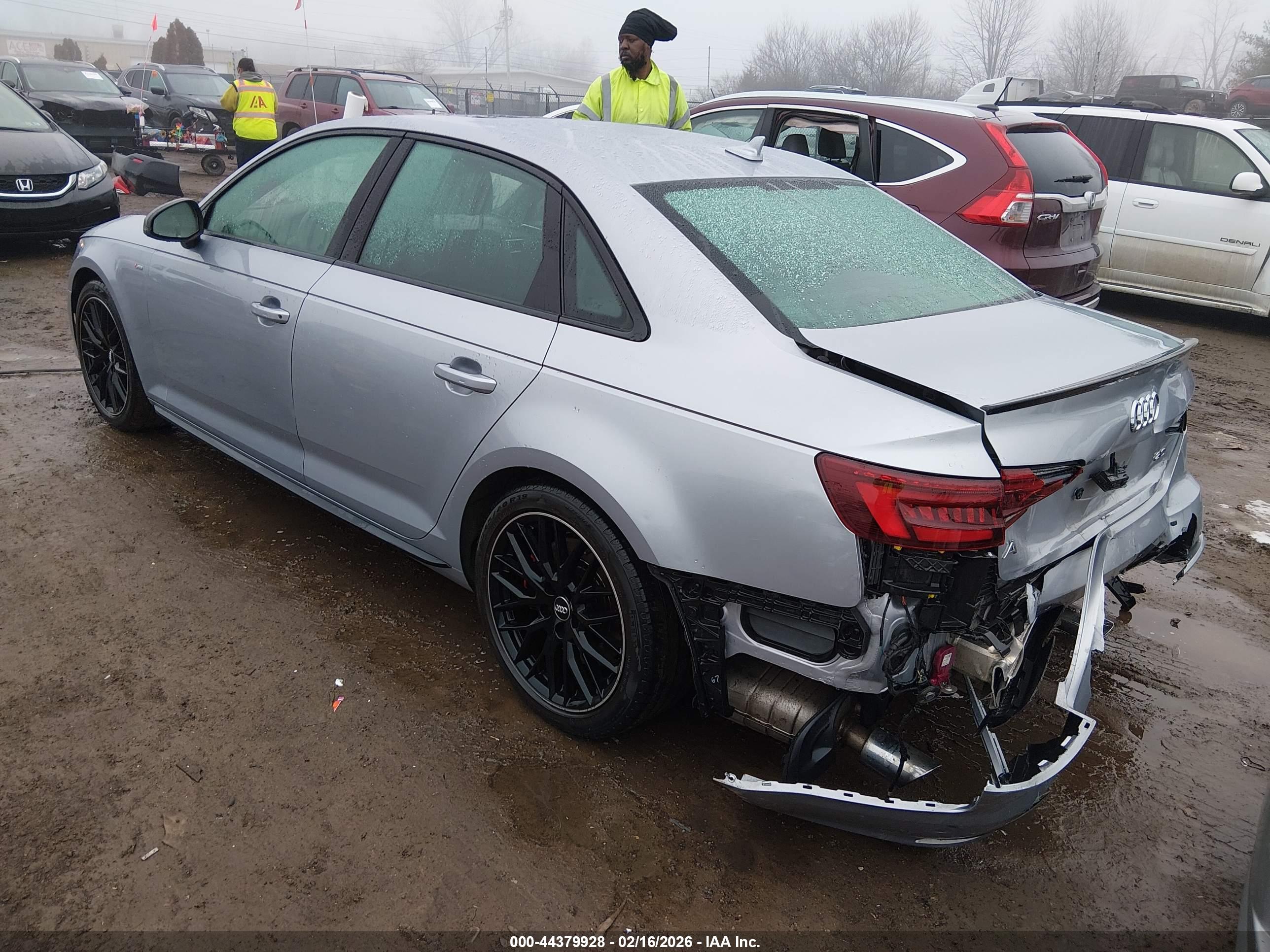 AUDI A4 image 3
