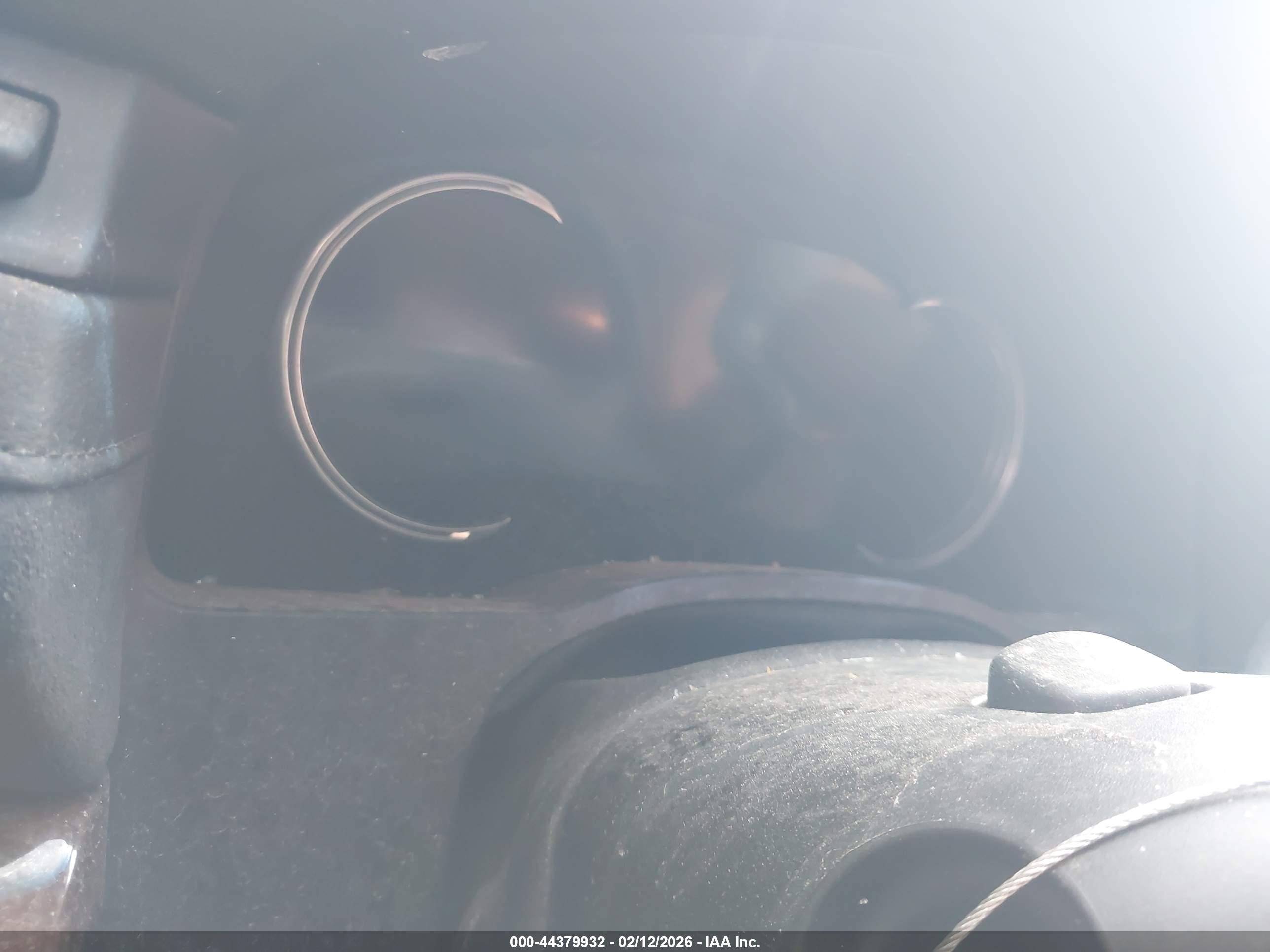CADILLAC ESCALADE image 7