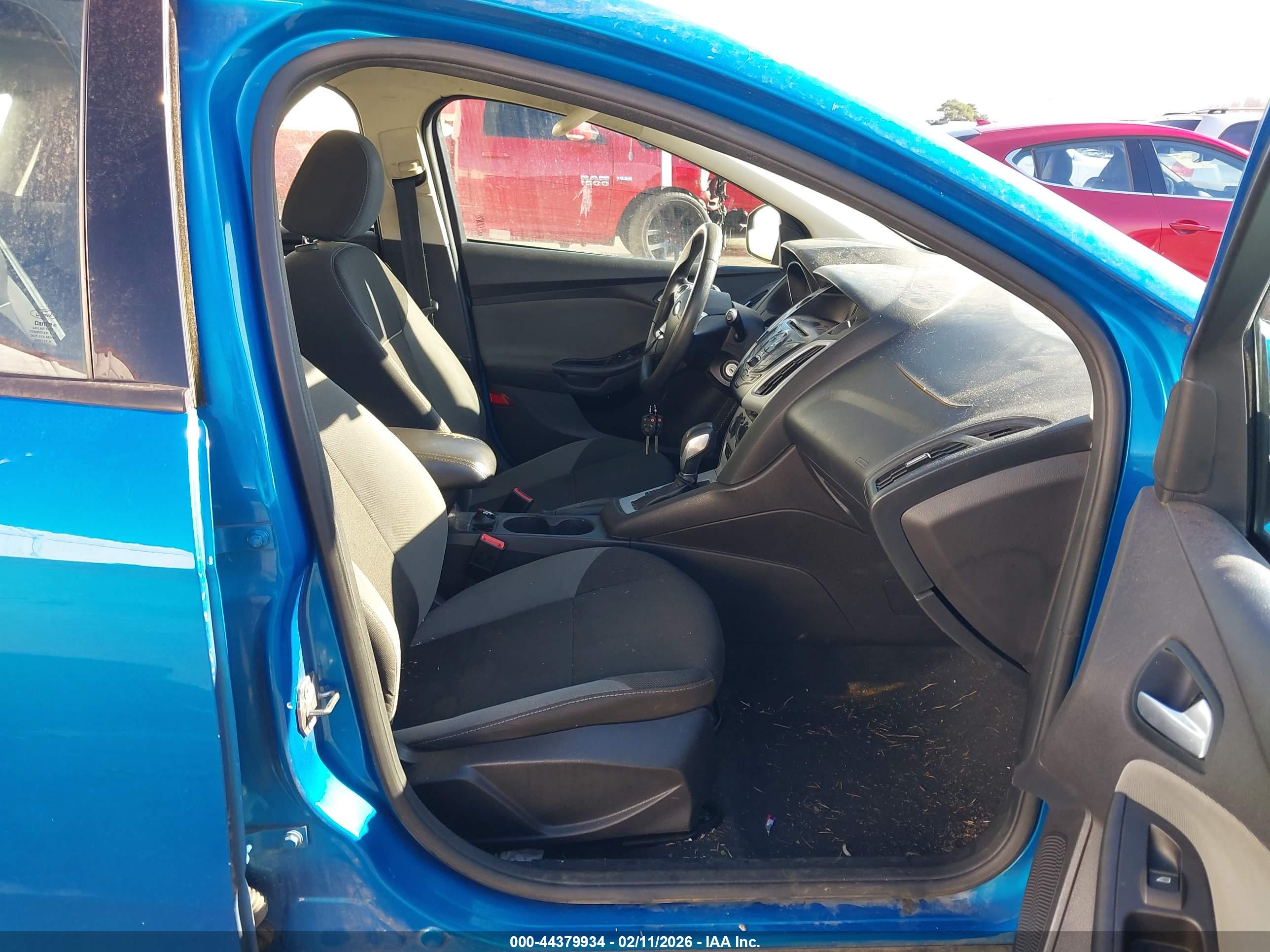 FORD FOCUS image 5