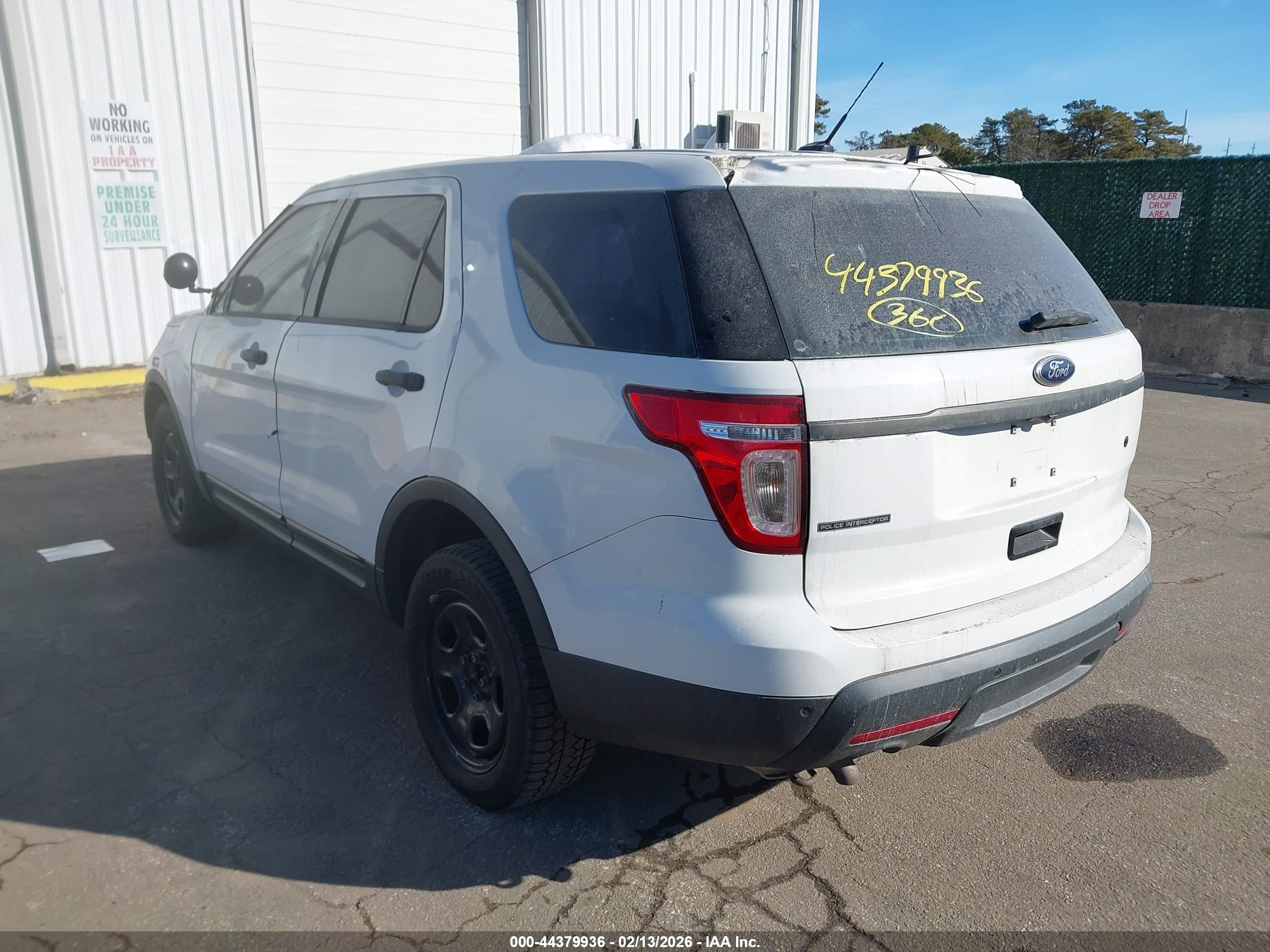 FORD UTILITY image 3