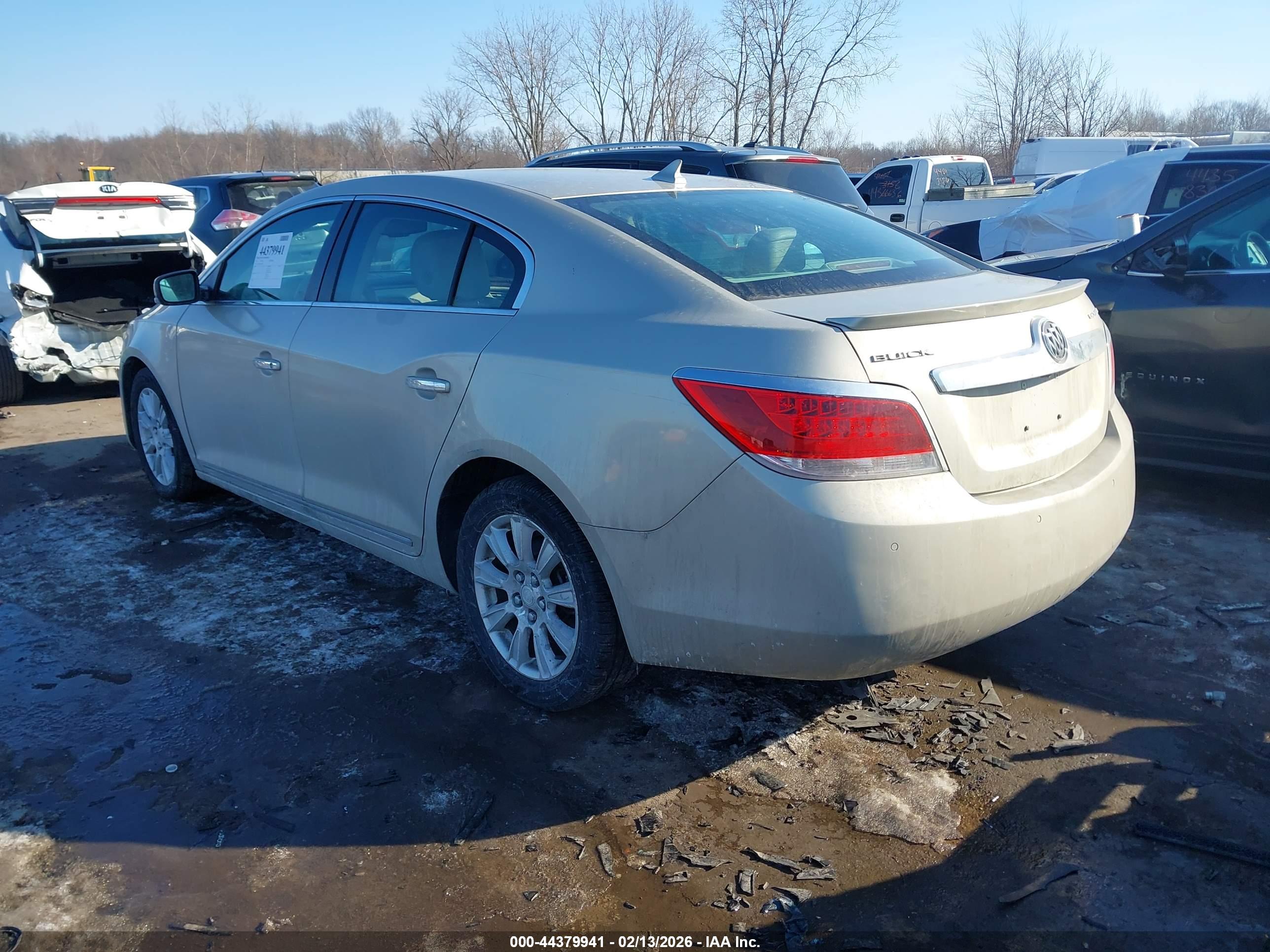 BUICK LACROSSE image 3