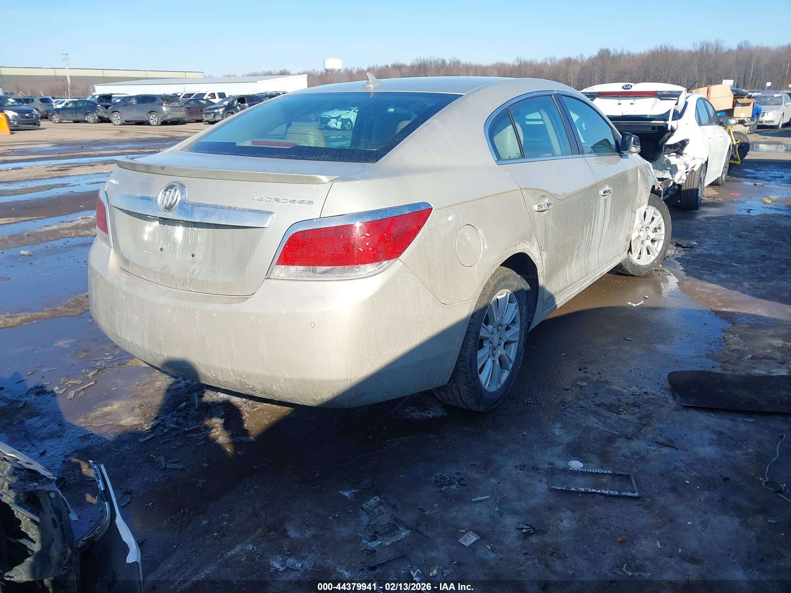 BUICK LACROSSE image 4