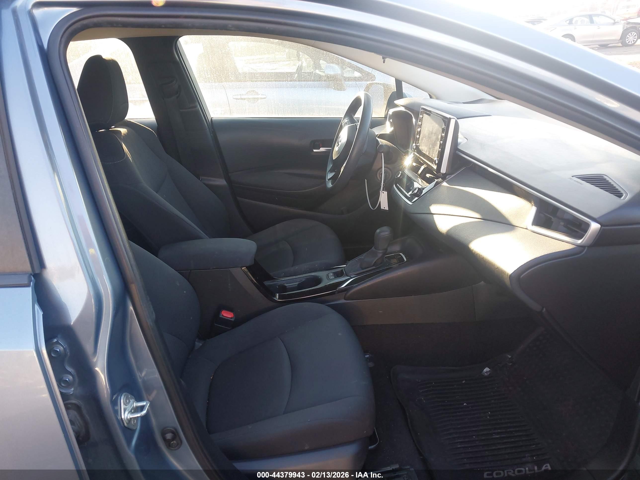 TOYOTA COROLLA image 5