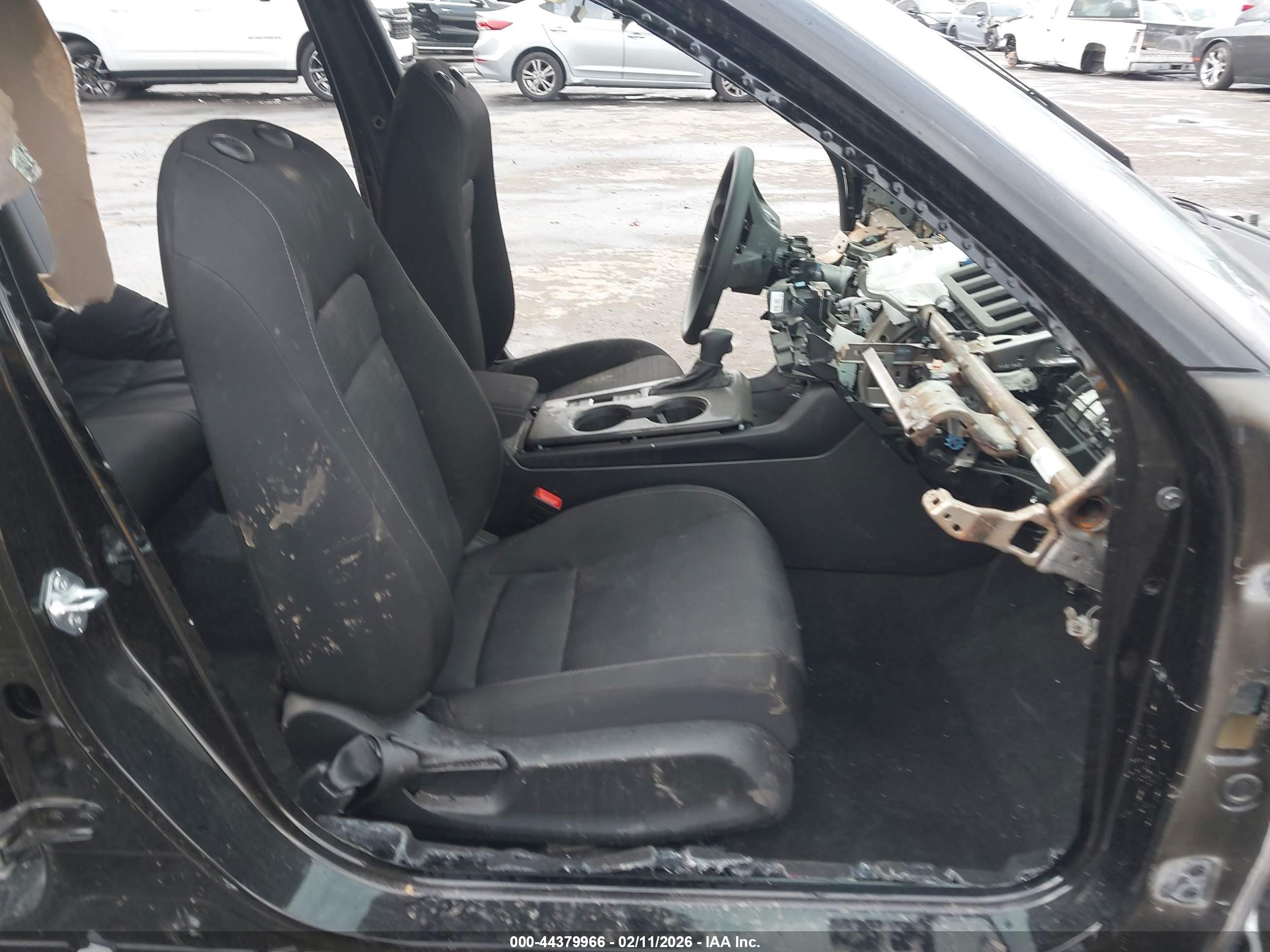 HONDA CIVIC image 5
