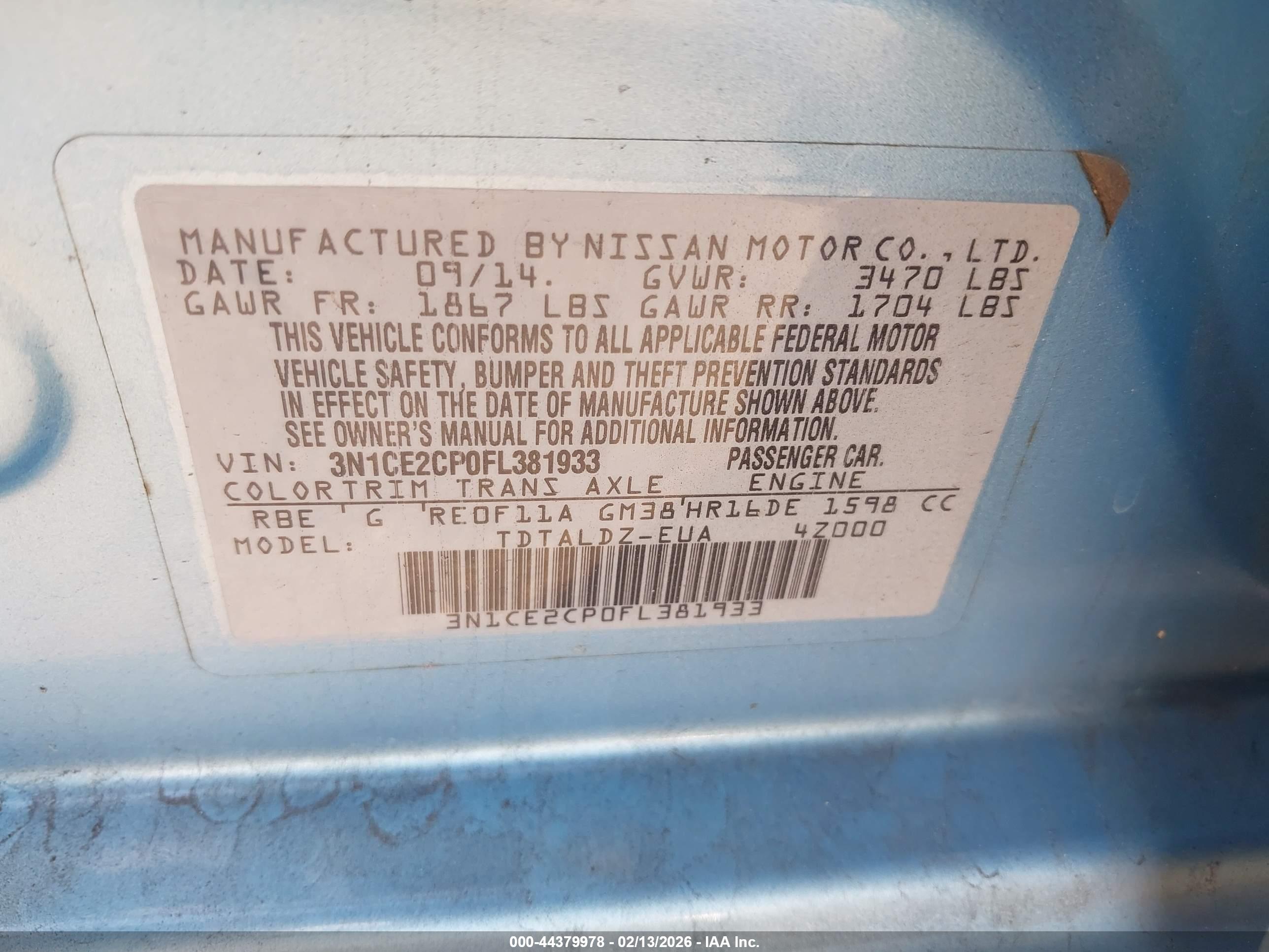 NISSAN VERSA image 9
