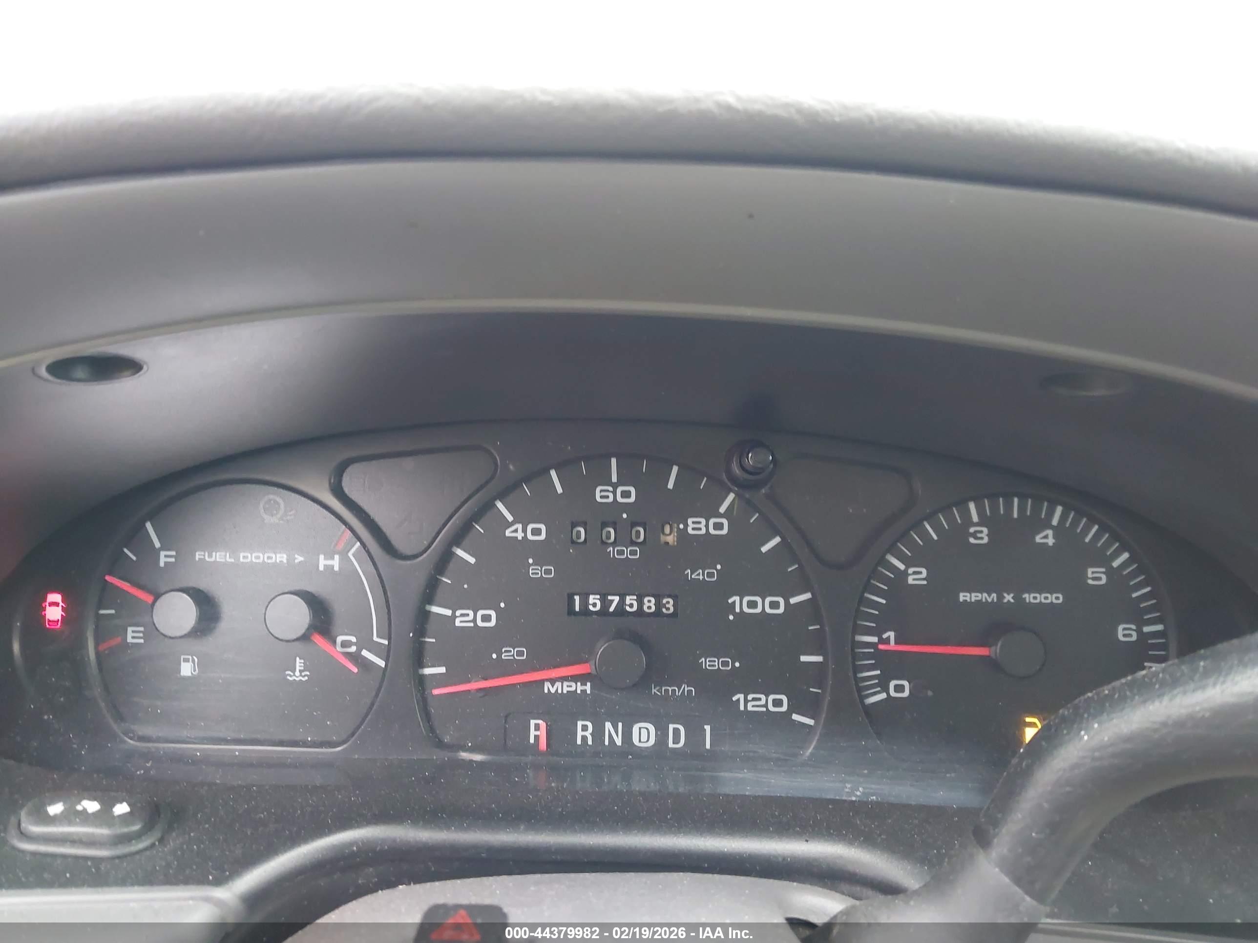 FORD TAURUS image 7