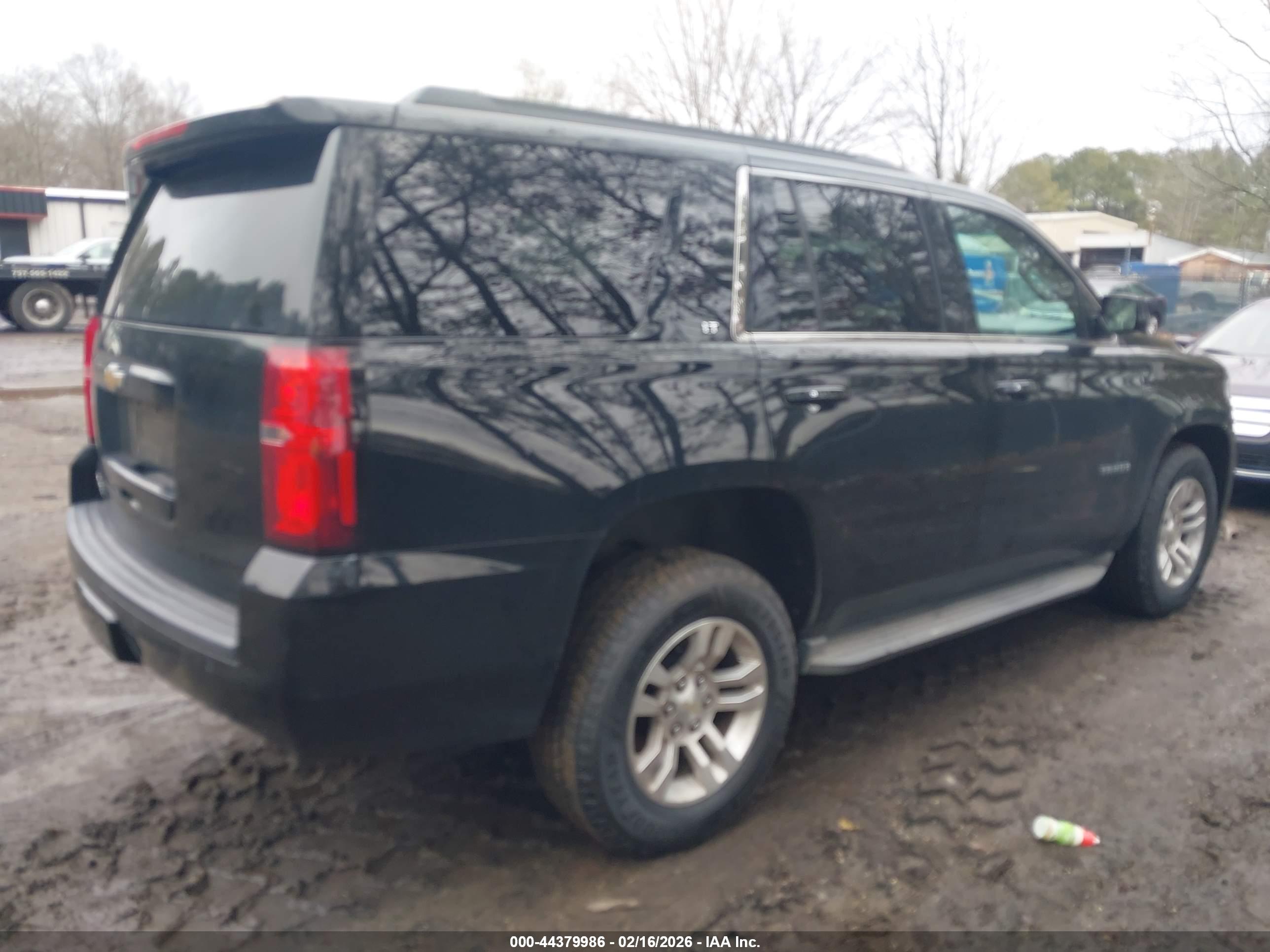 CHEVROLET TAHOE image 4