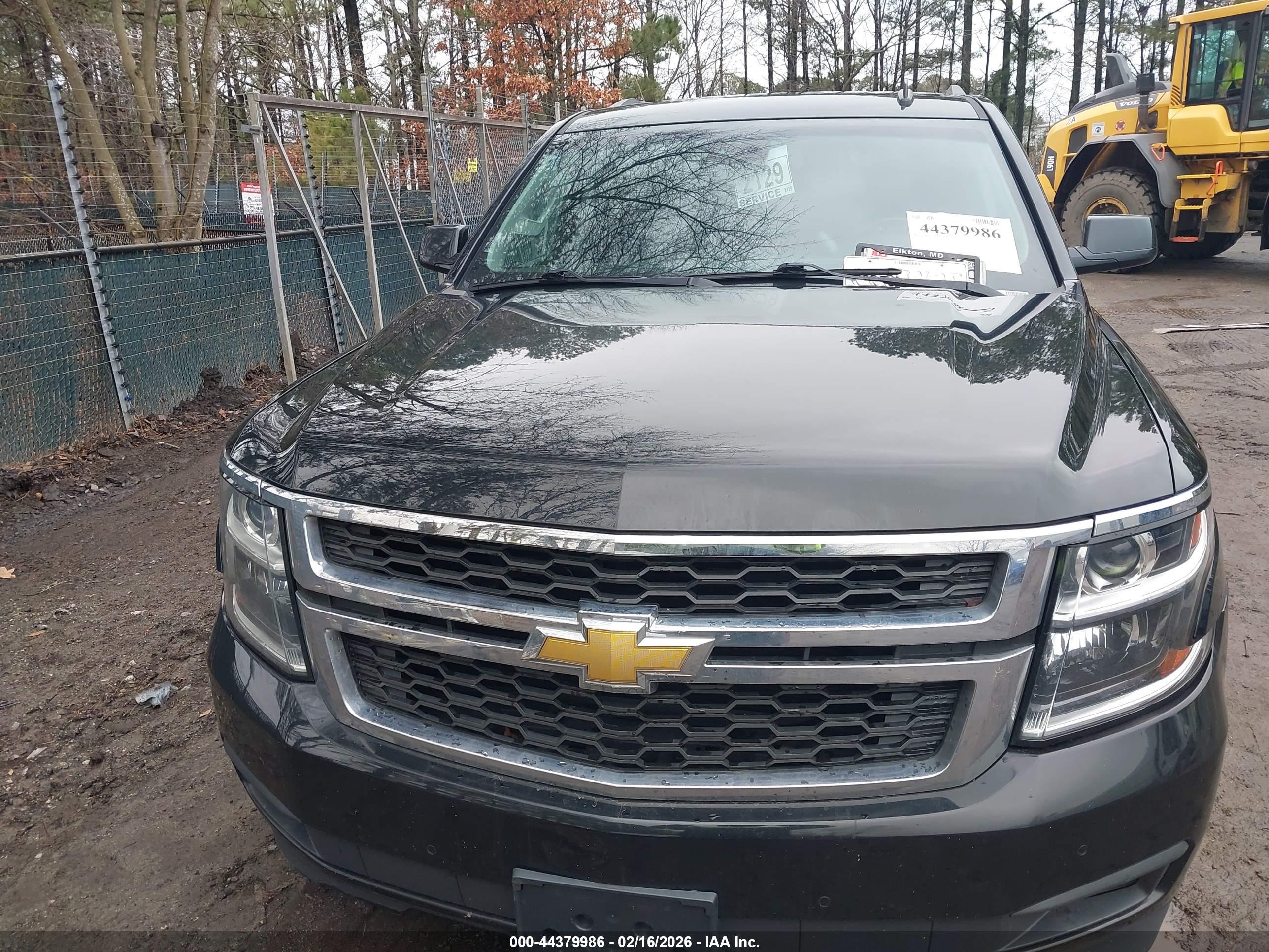 CHEVROLET TAHOE image 6