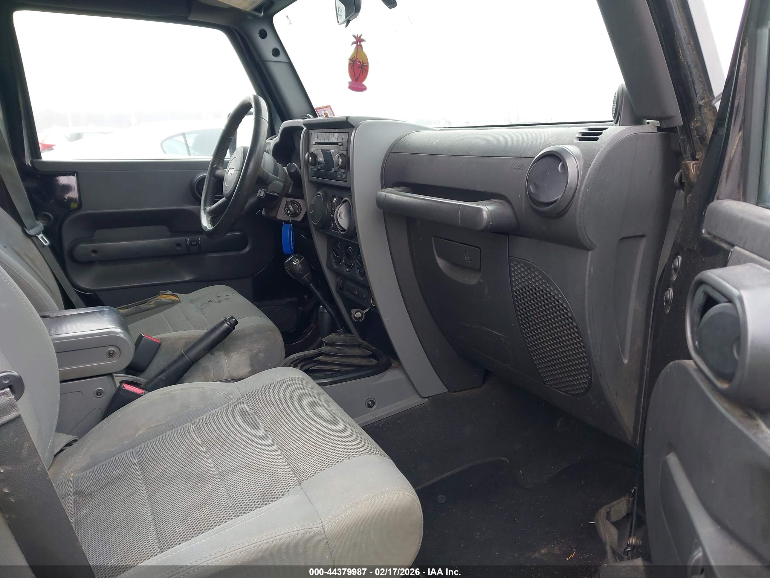 JEEP WRANGLER image 5