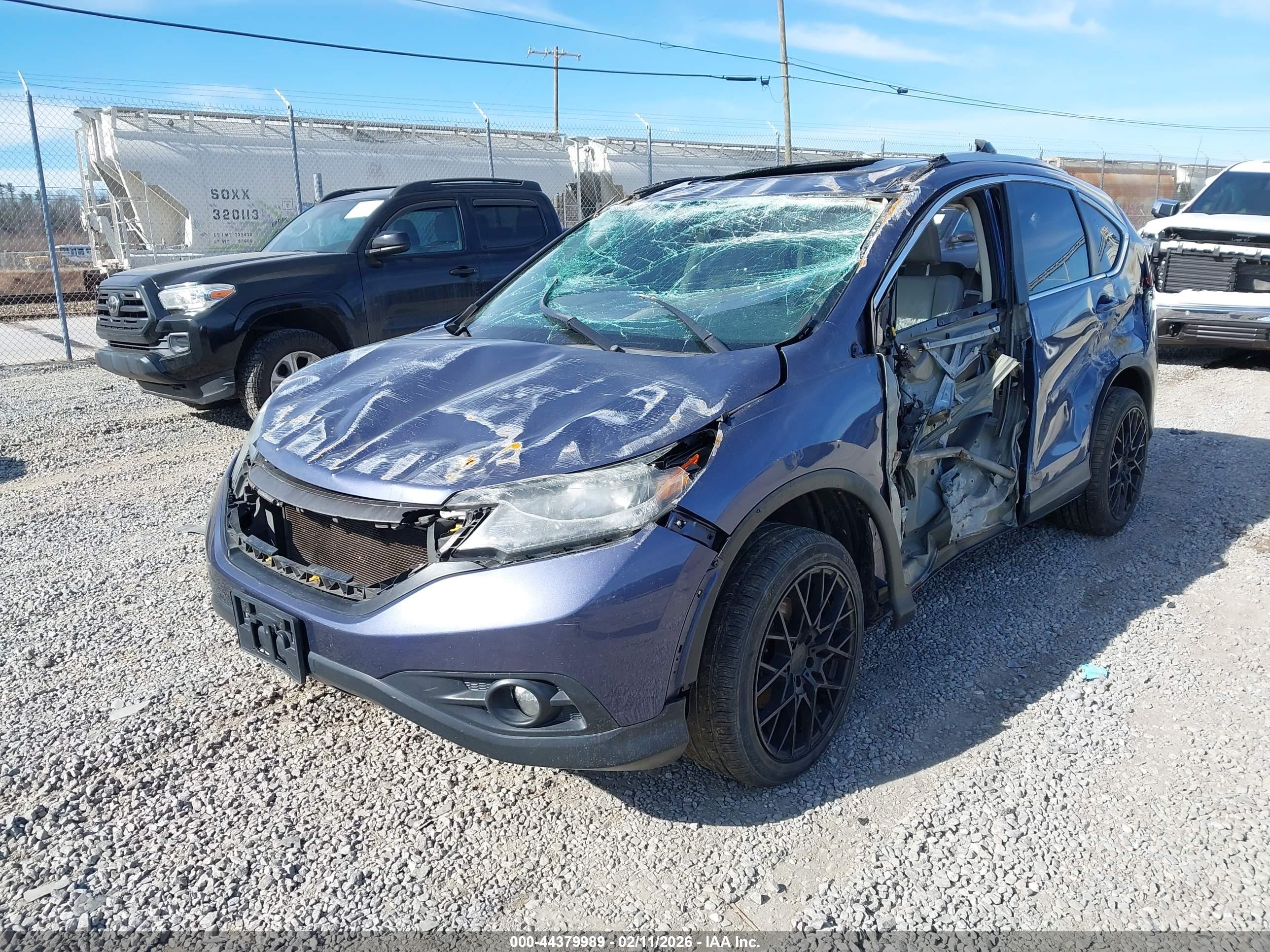 HONDA CR-V image 2