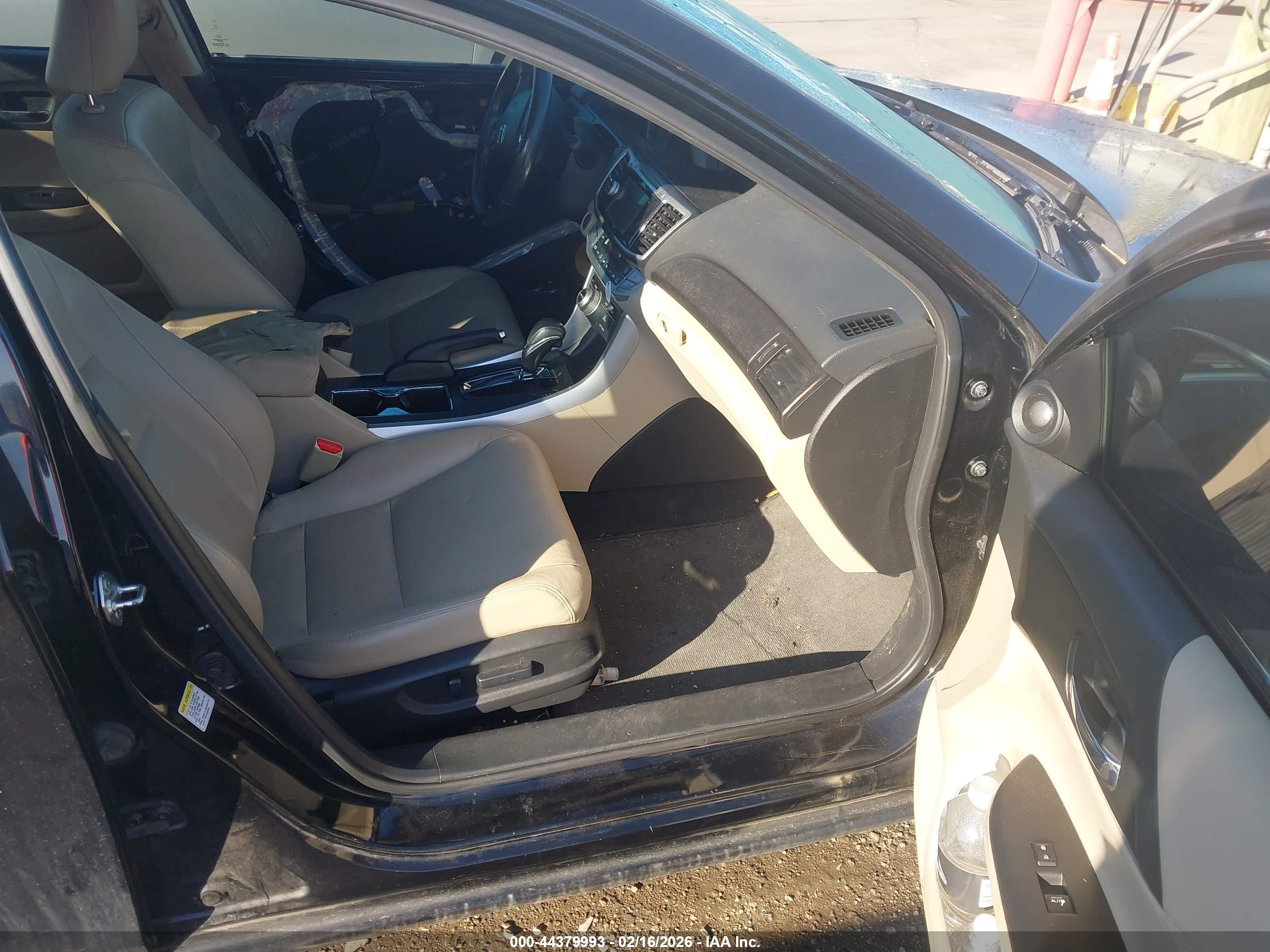 HONDA ACCORD image 5