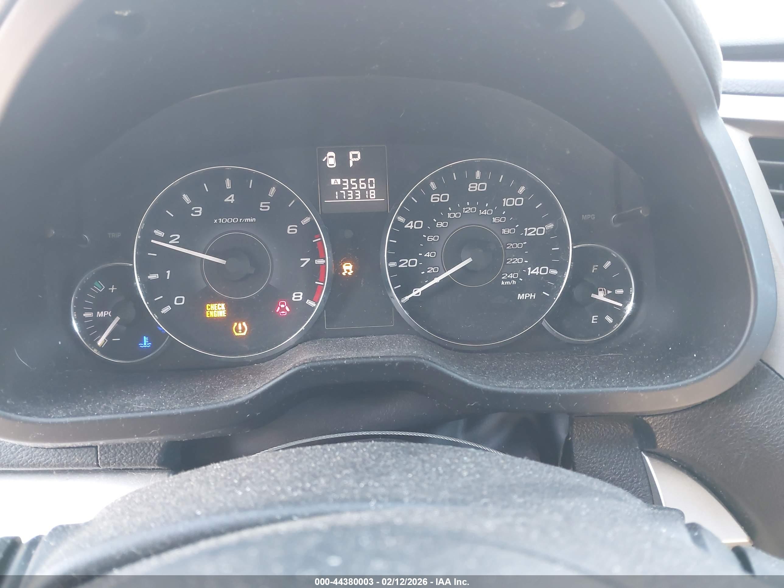 SUBARU OUTBACK image 7