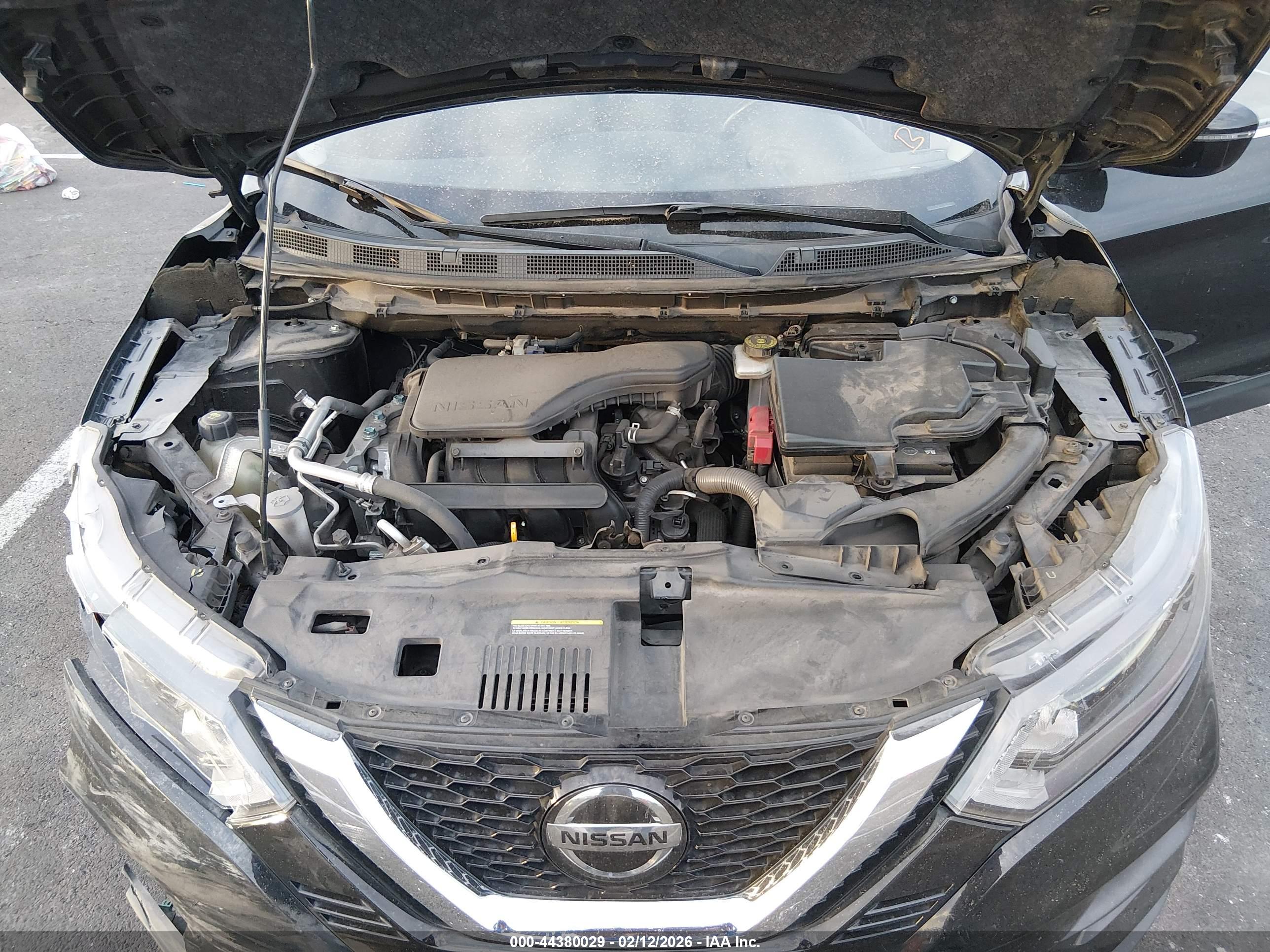NISSAN ROGUE image 10