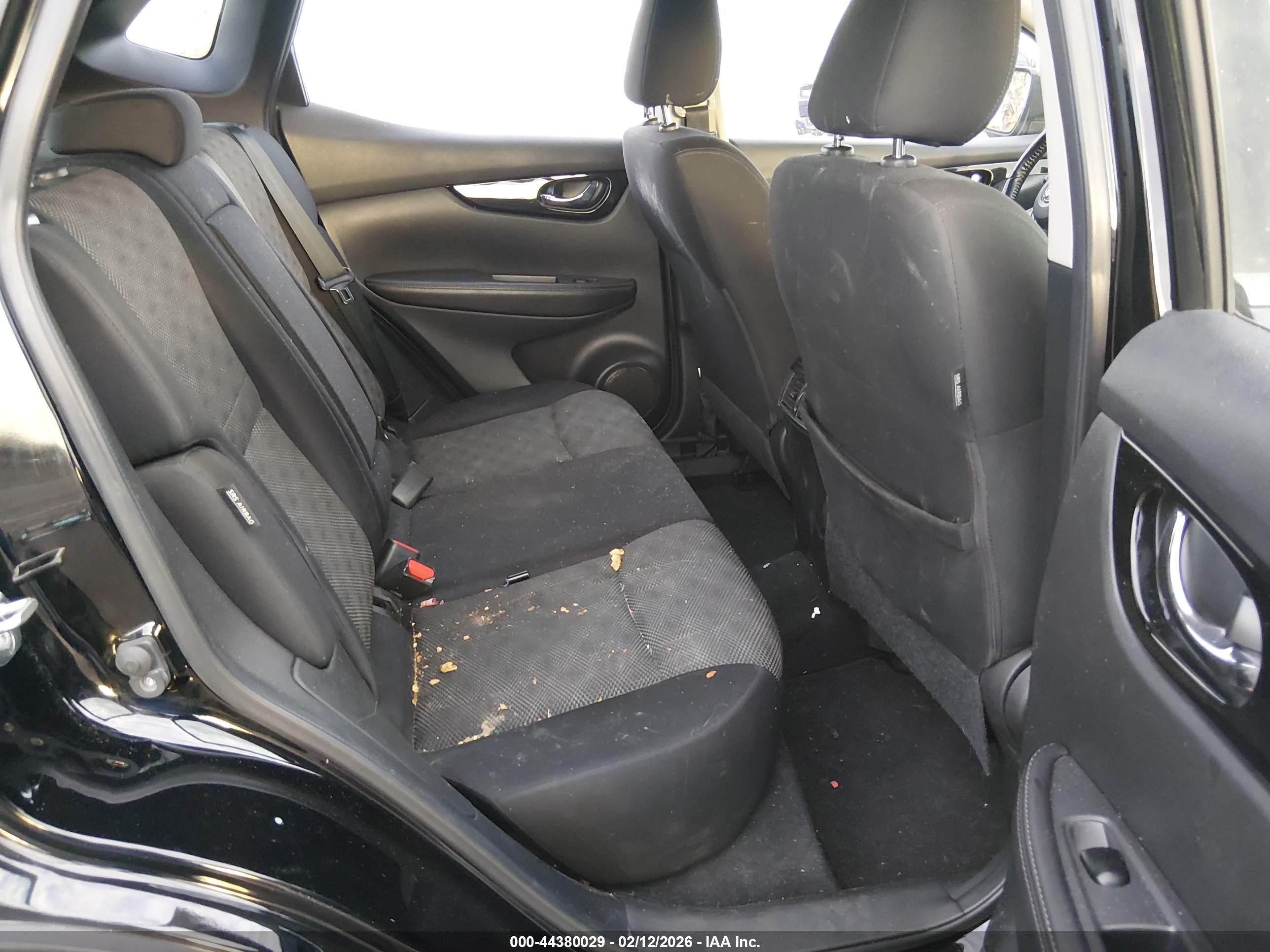 NISSAN ROGUE image 8