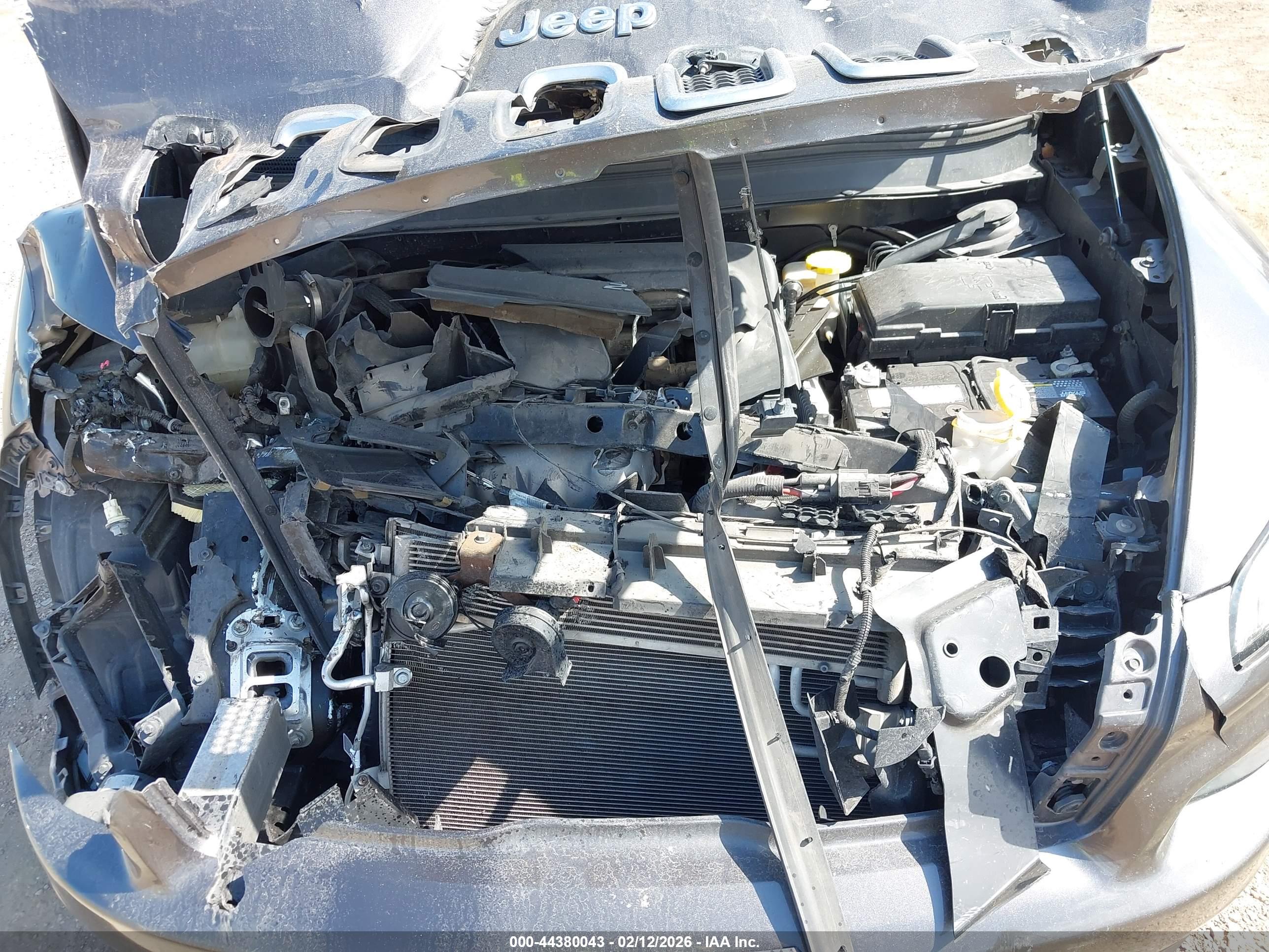 JEEP CHEROKEE image 10
