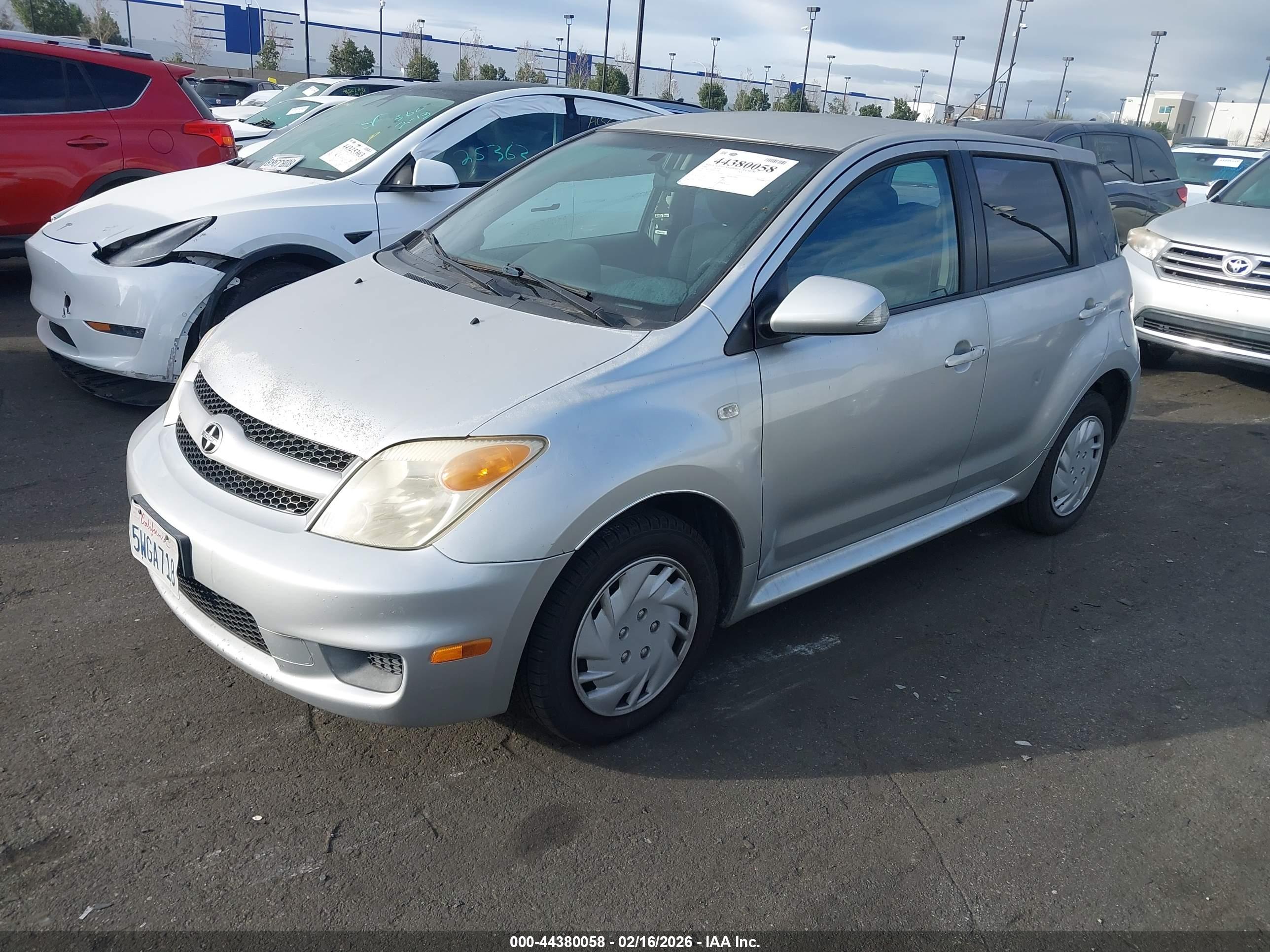 SCION XA image 2