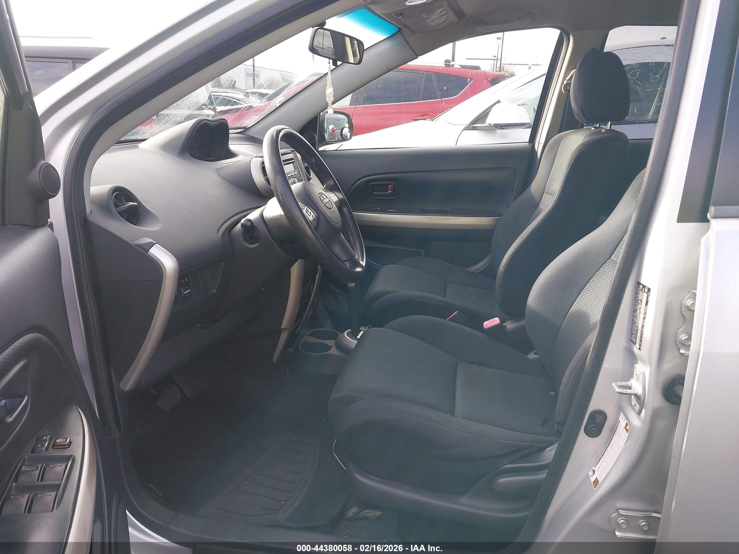 SCION XA image 5
