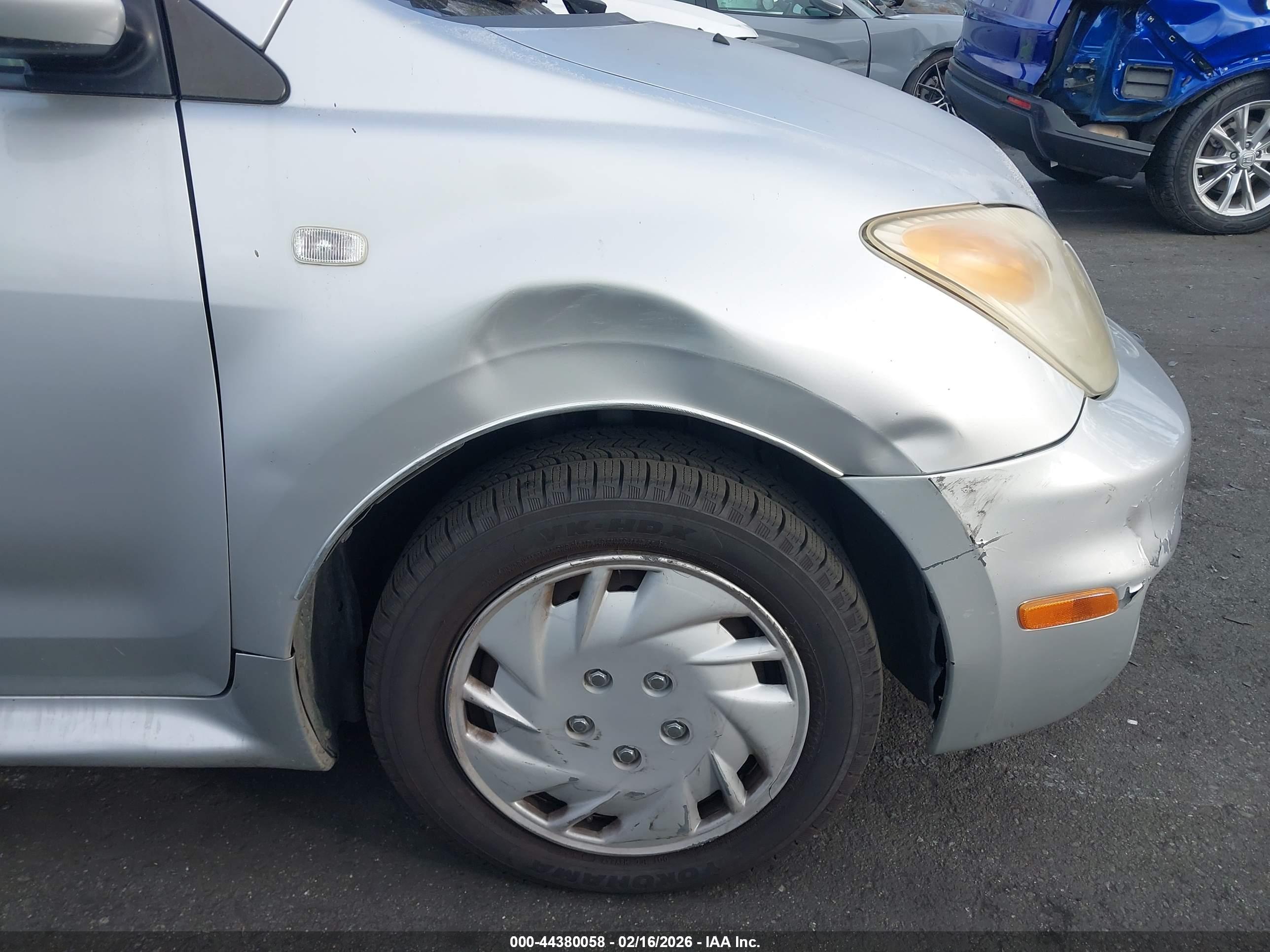 SCION XA image 6