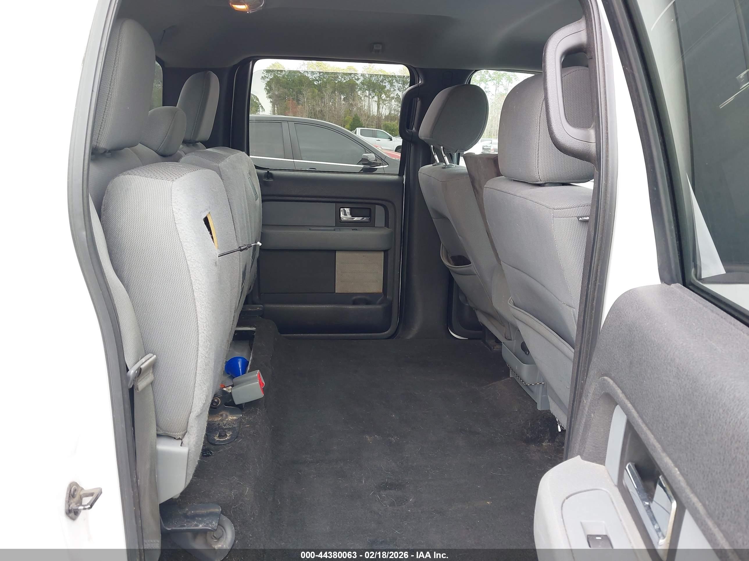 FORD F-150 image 8