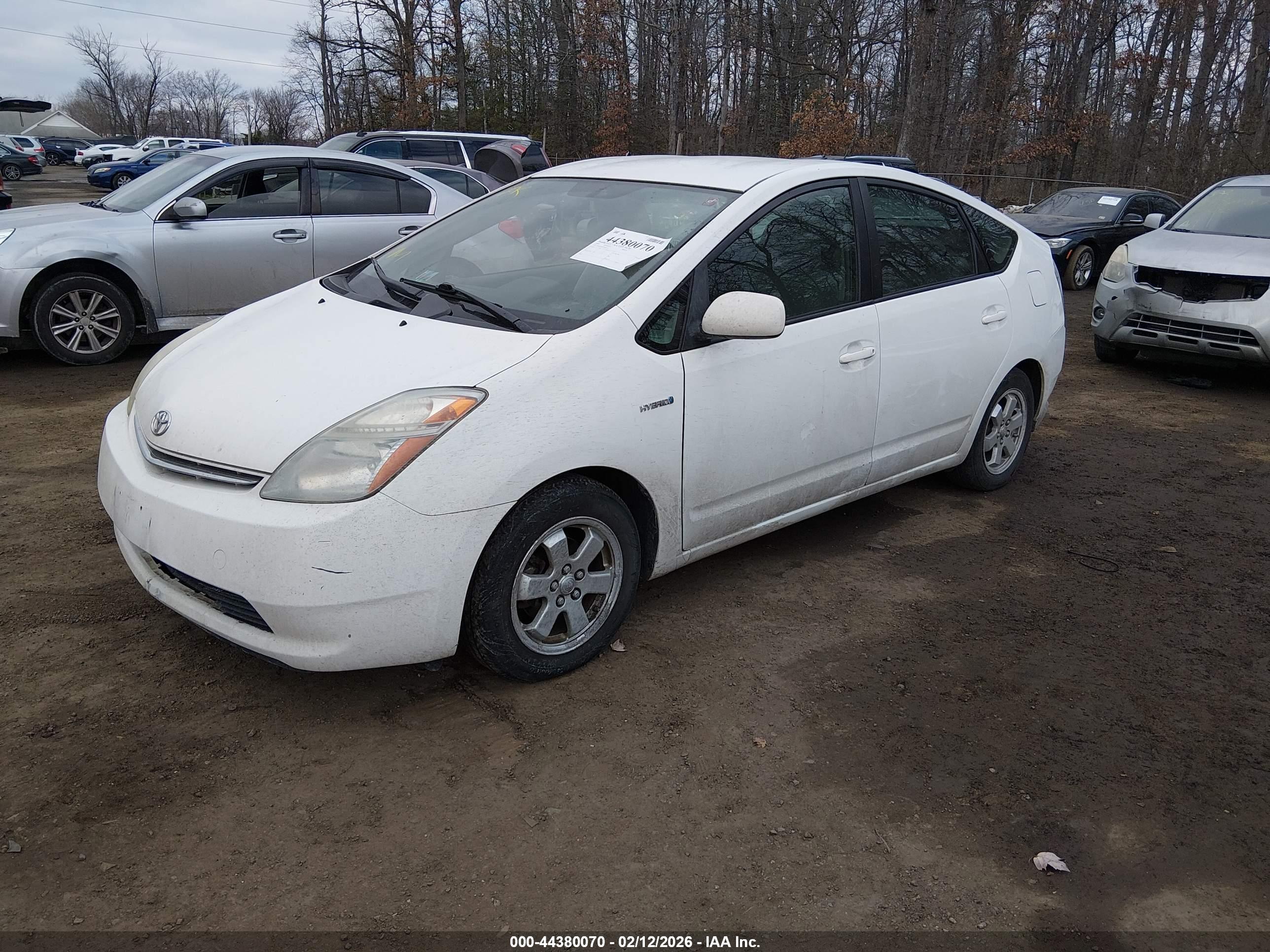 TOYOTA PRIUS image 2