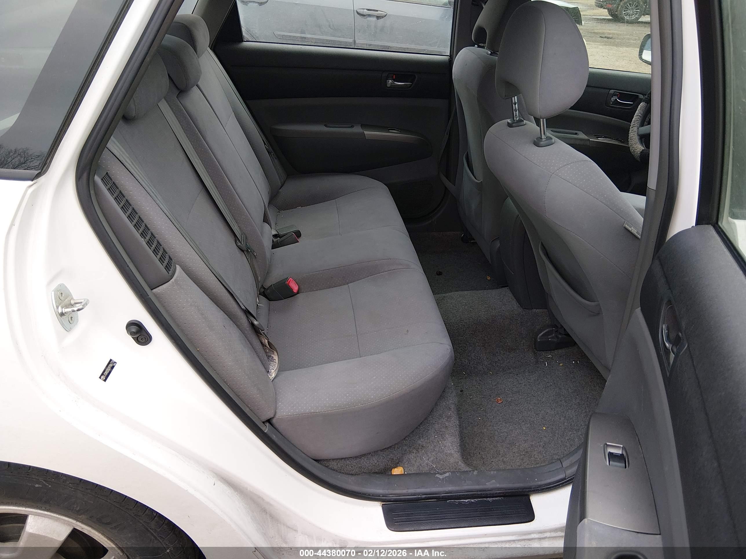 TOYOTA PRIUS image 8