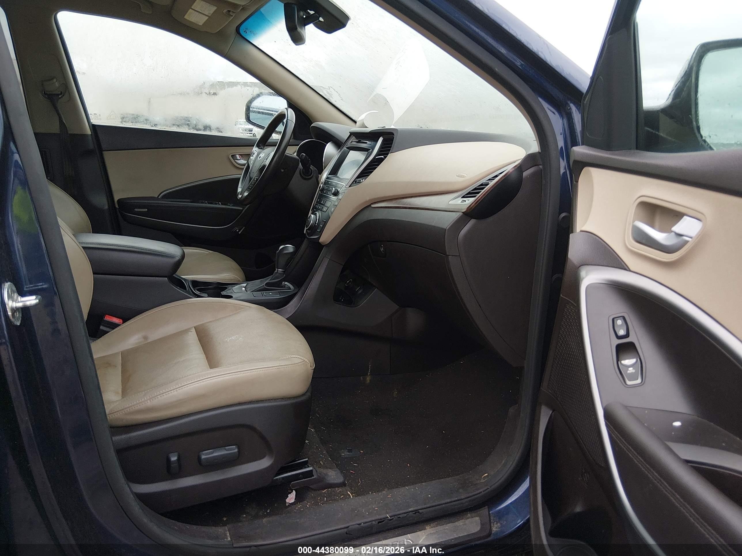 HYUNDAI SANTA image 5