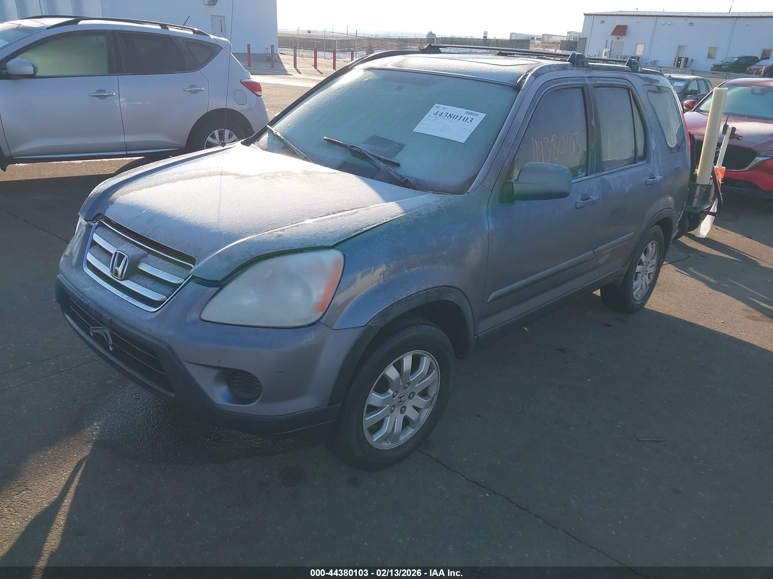 HONDA CR-V image 2