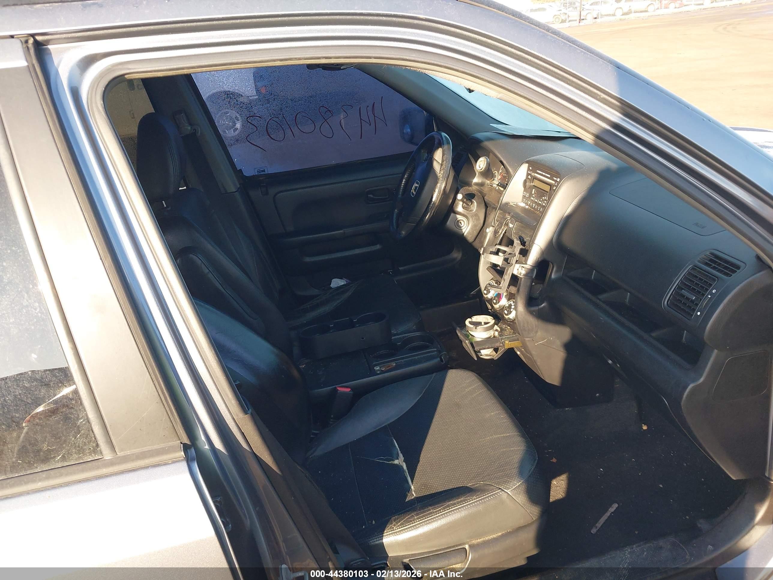 HONDA CR-V image 5