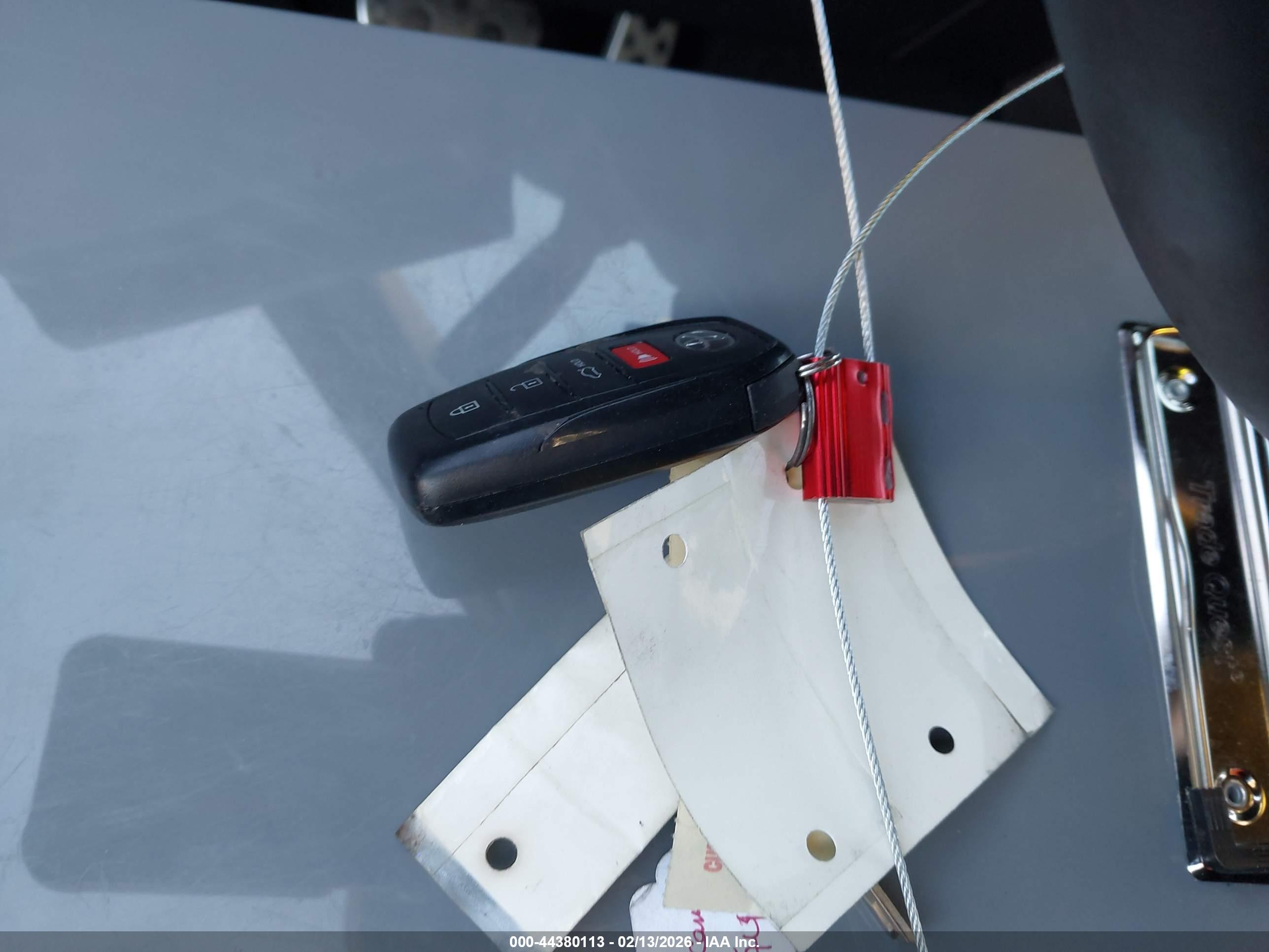 TOYOTA CAMRY image 11
