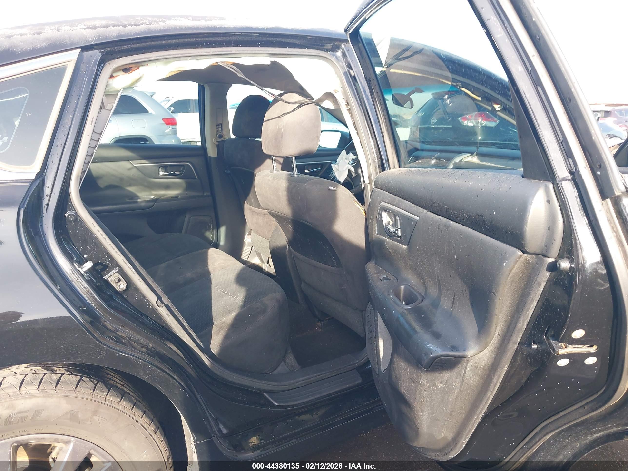 NISSAN ALTIMA image 8