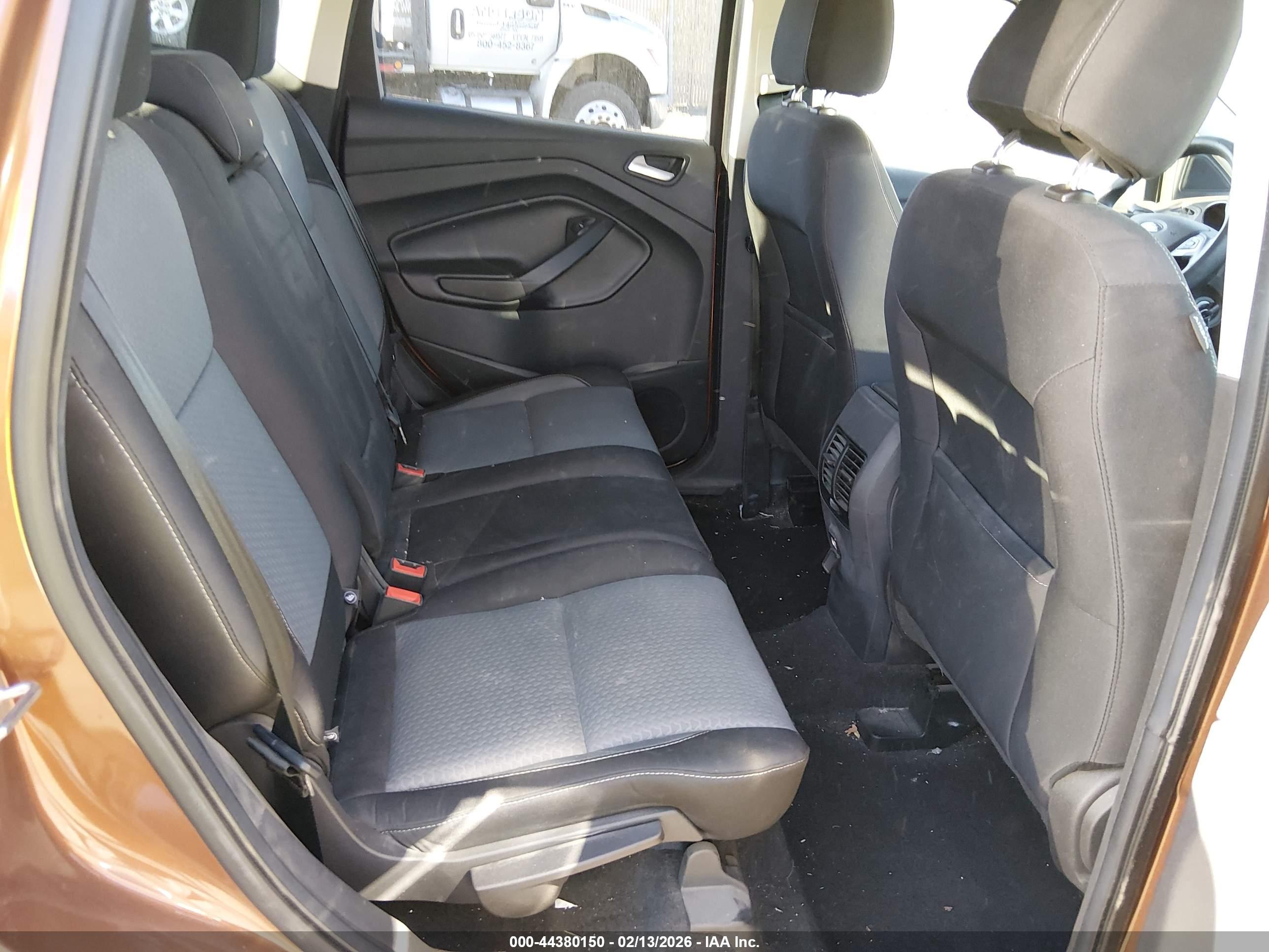 FORD ESCAPE image 8
