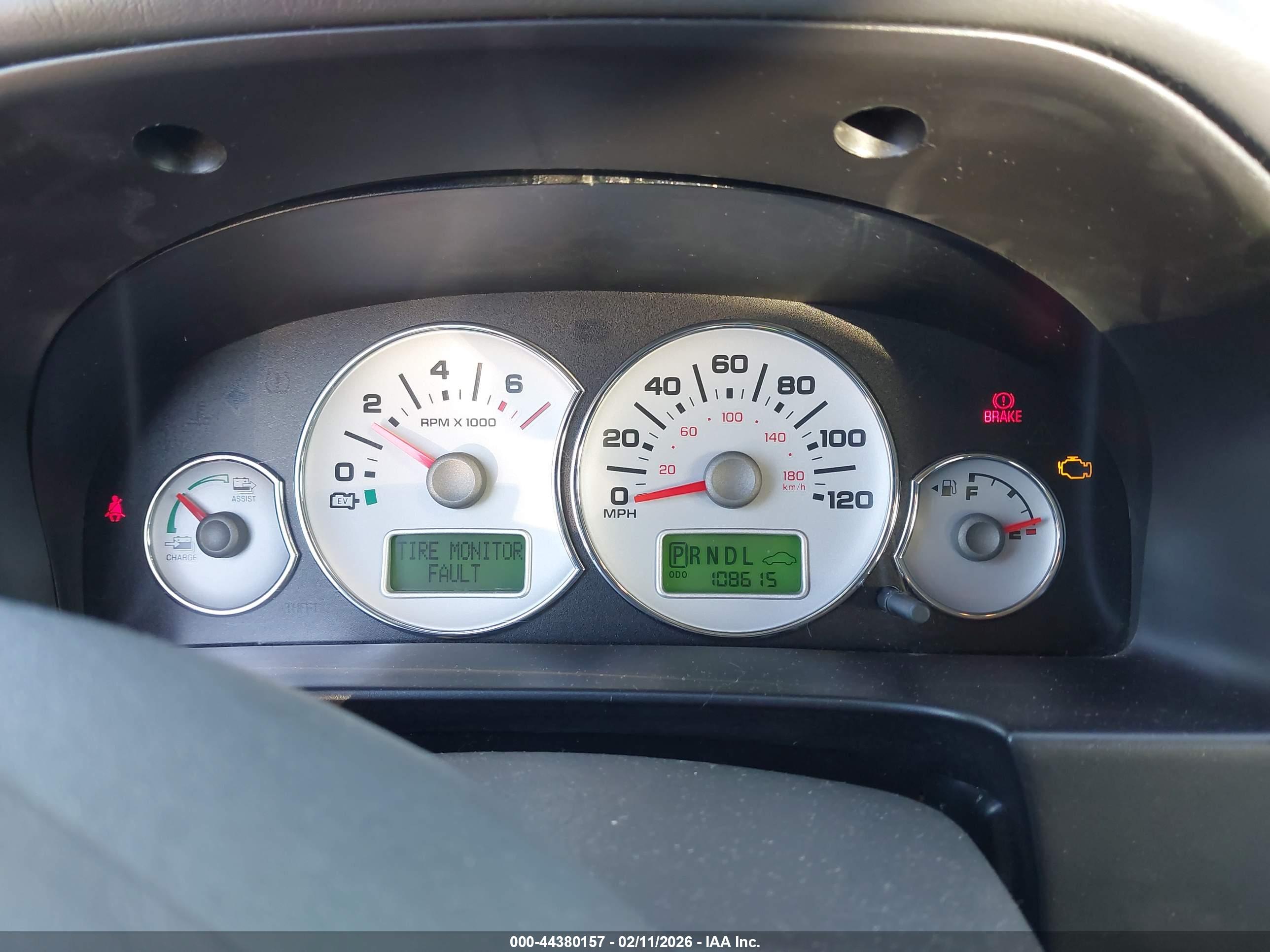 FORD ESCAPE image 7