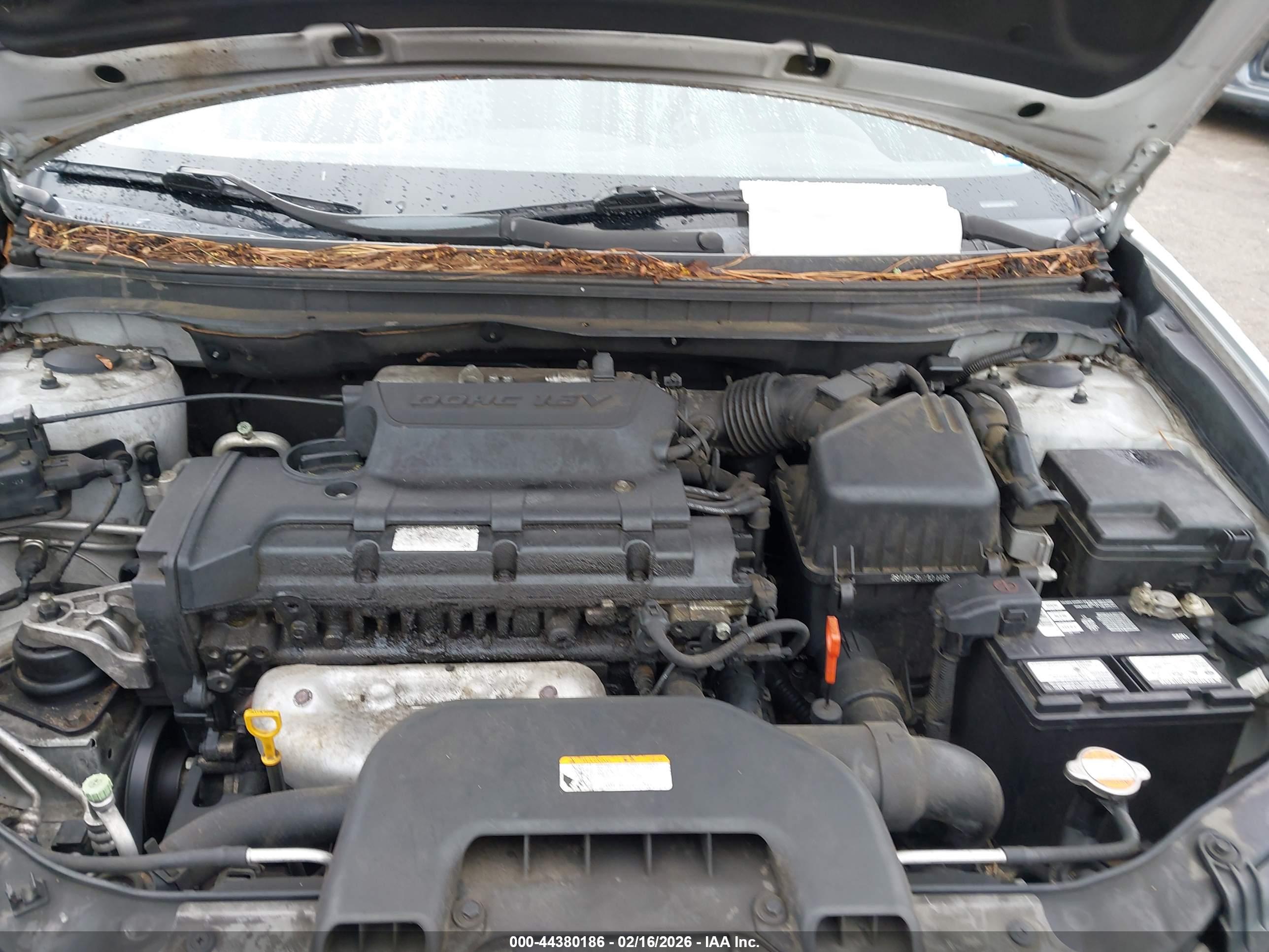 HYUNDAI ELANTRA image 10