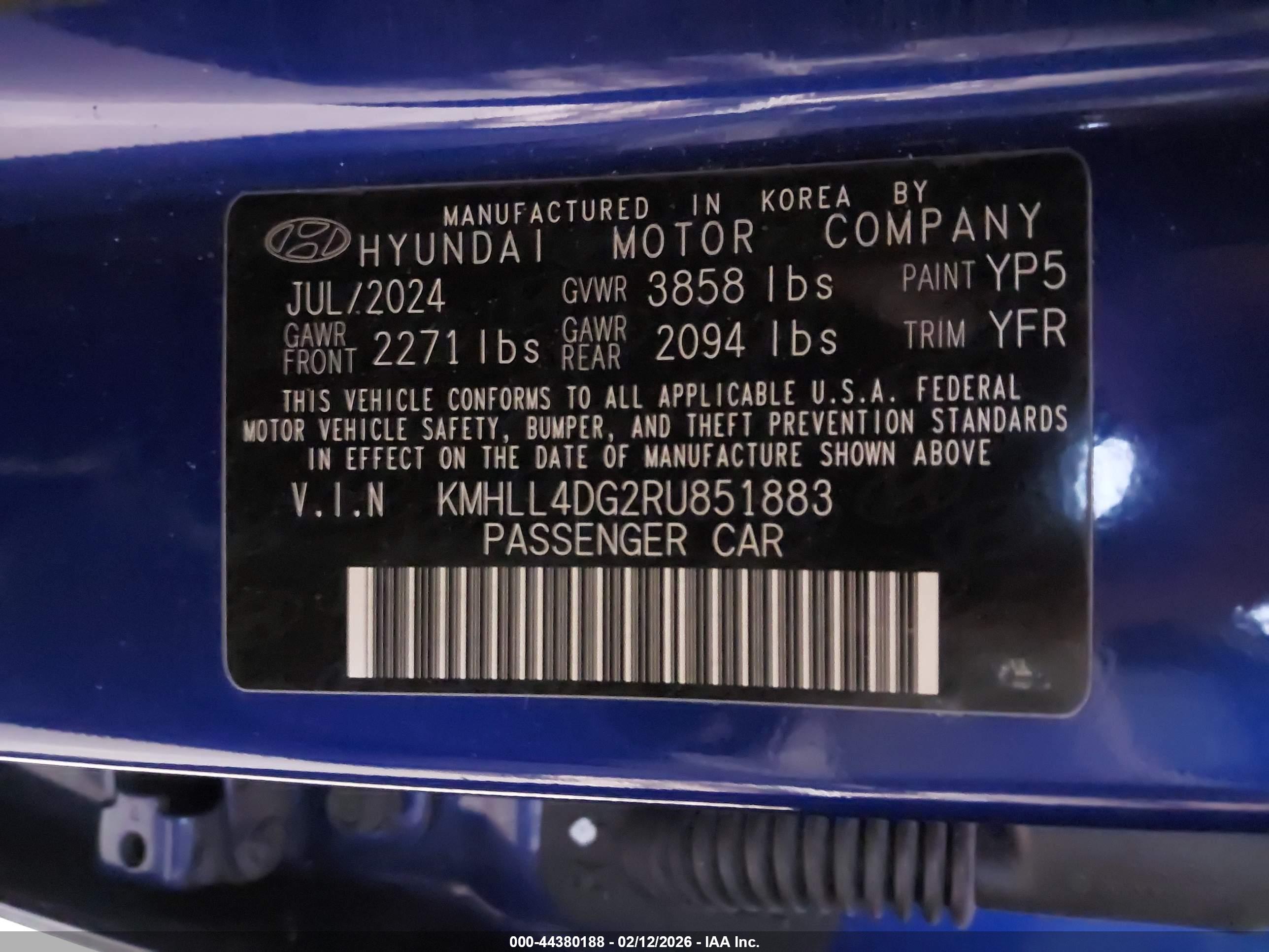 HYUNDAI ELANTRA image 9