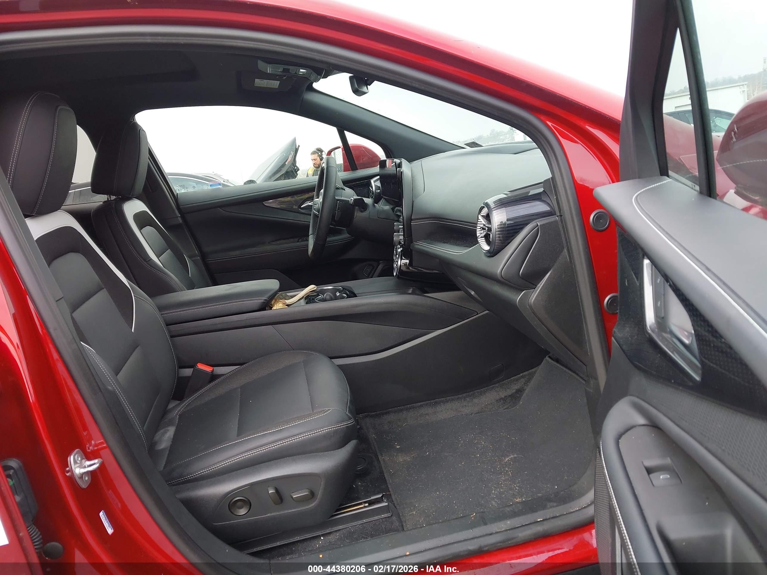 CHEVROLET BLAZER image 5