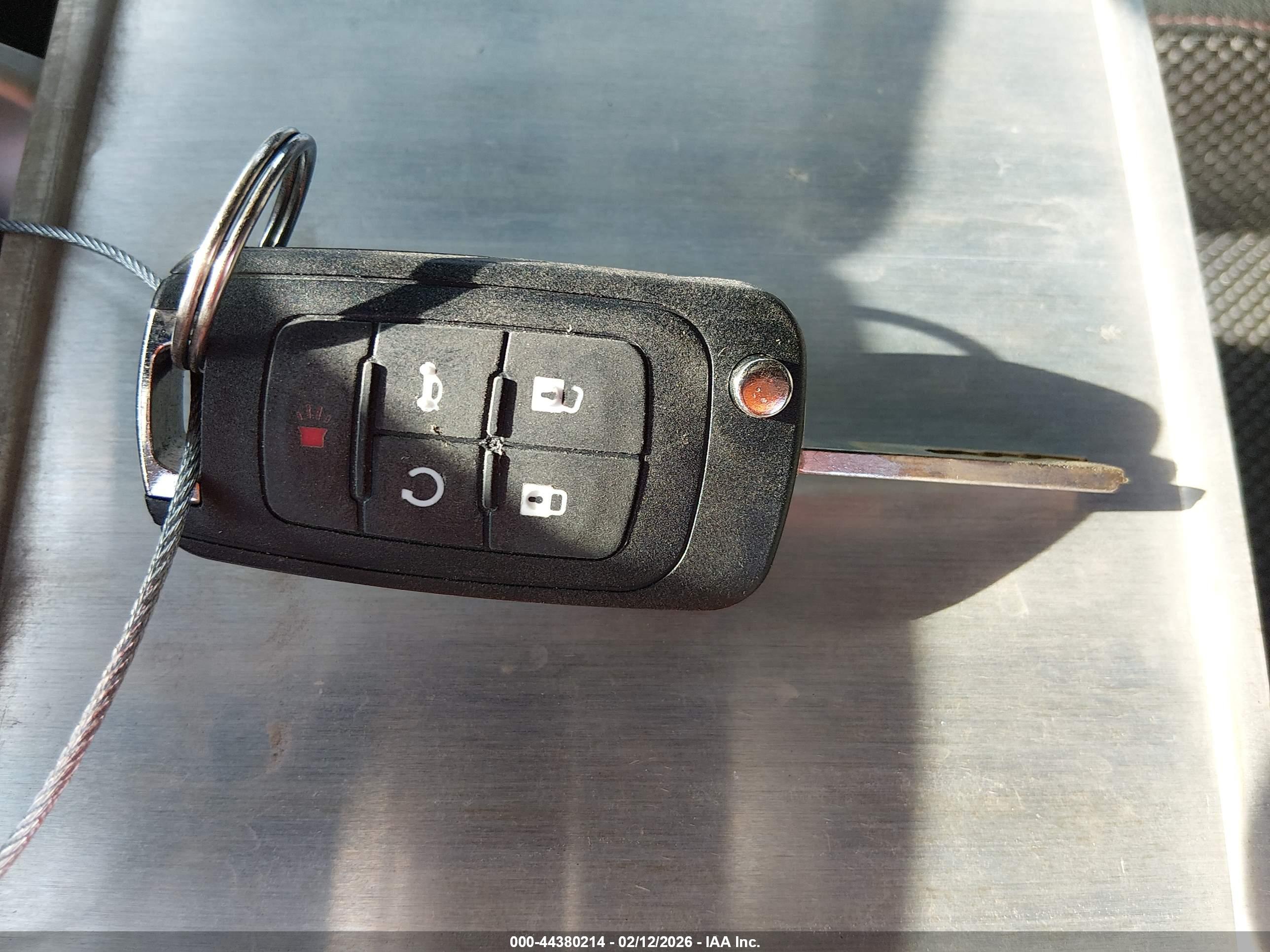CHEVROLET EQUINOX image 11