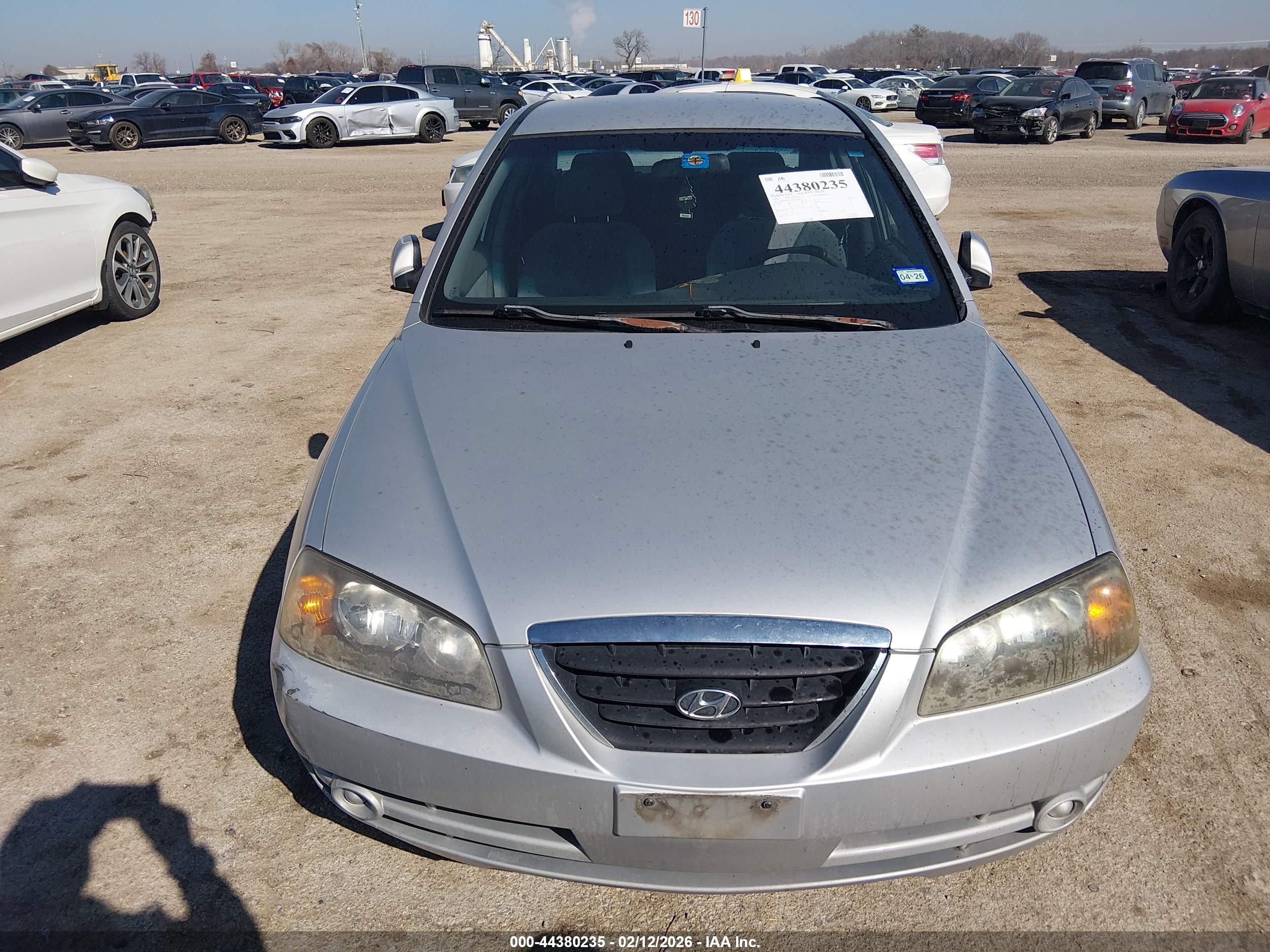 HYUNDAI ELANTRA image 6