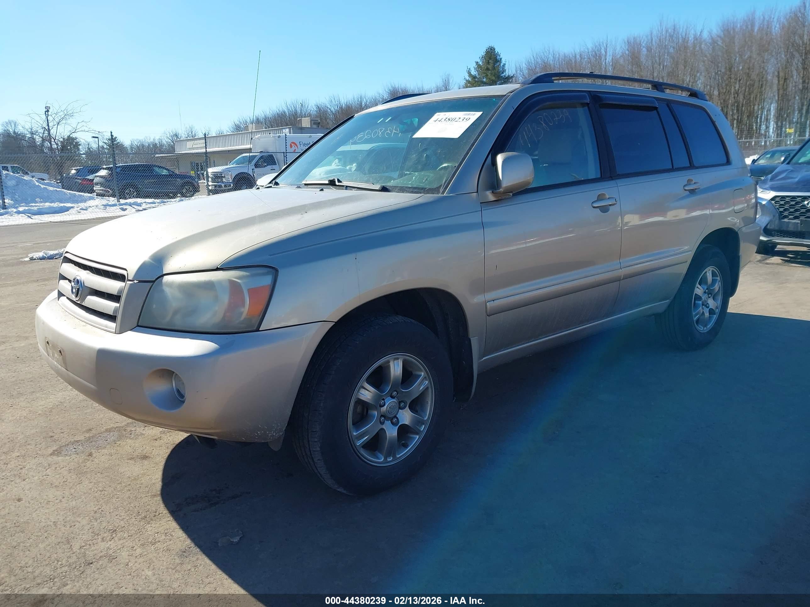 TOYOTA HIGHLANDER image 2