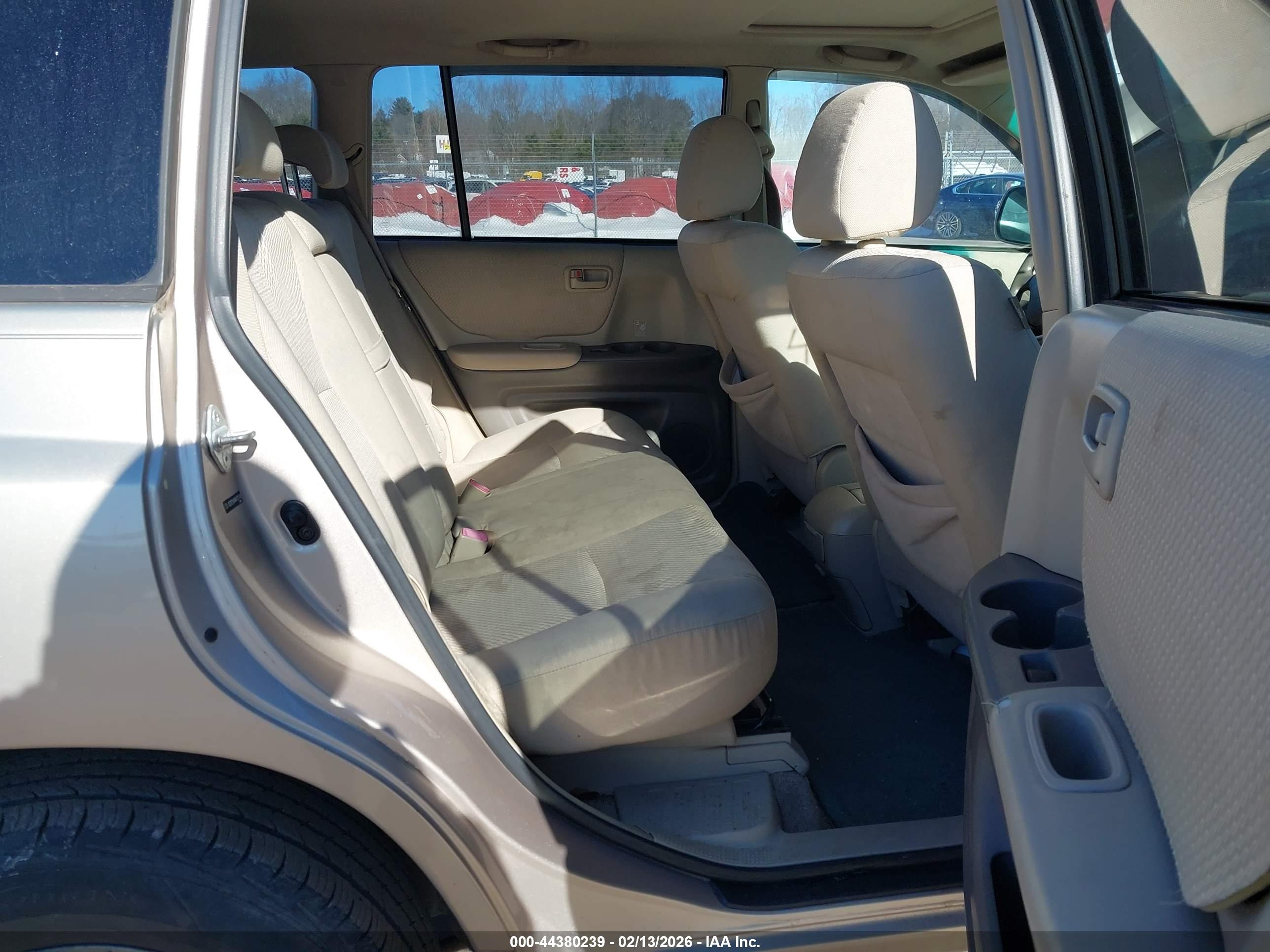 TOYOTA HIGHLANDER image 8