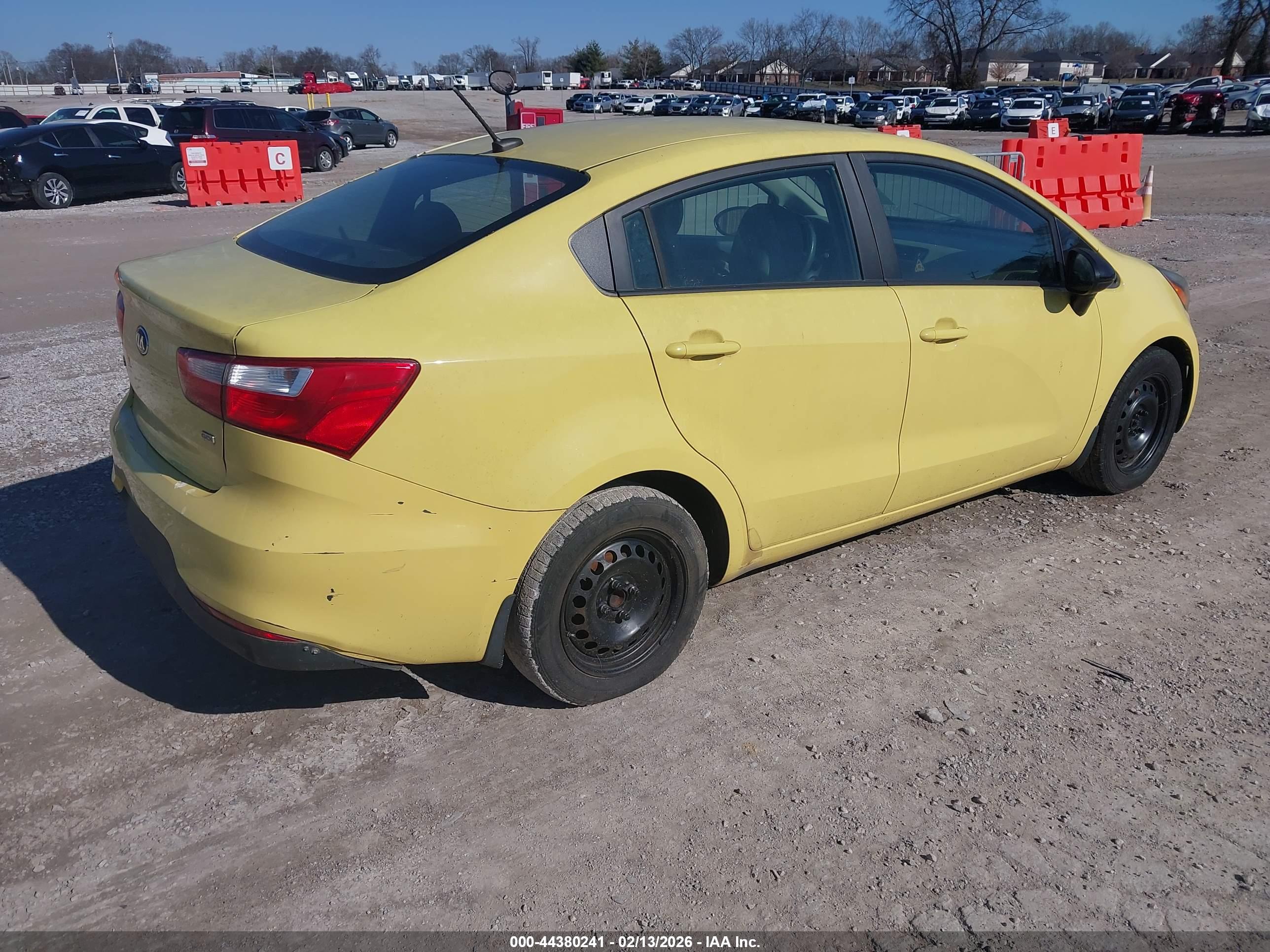 KIA RIO image 4