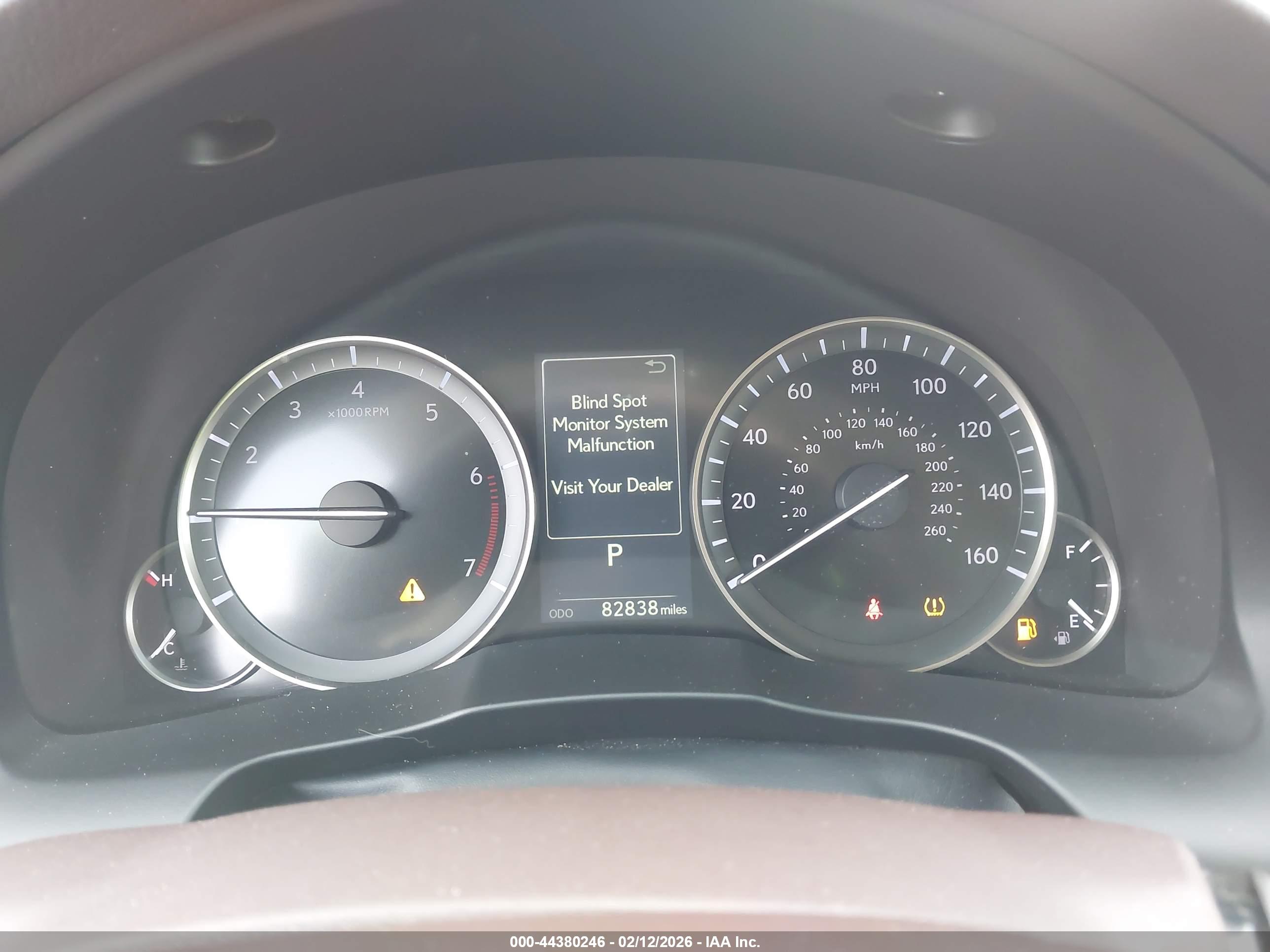 LEXUS ES image 7