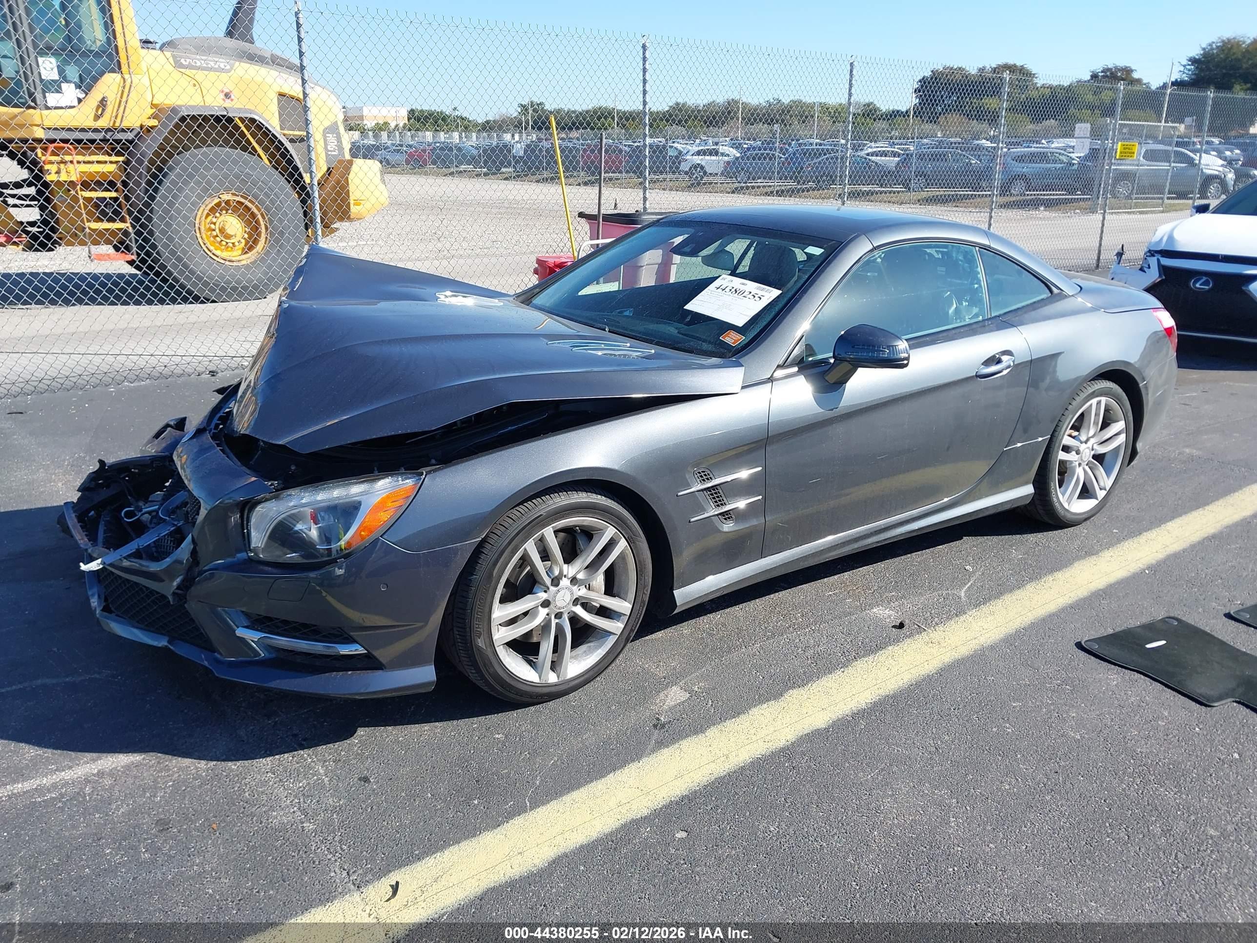 MERCEDES-BENZ SL image 2