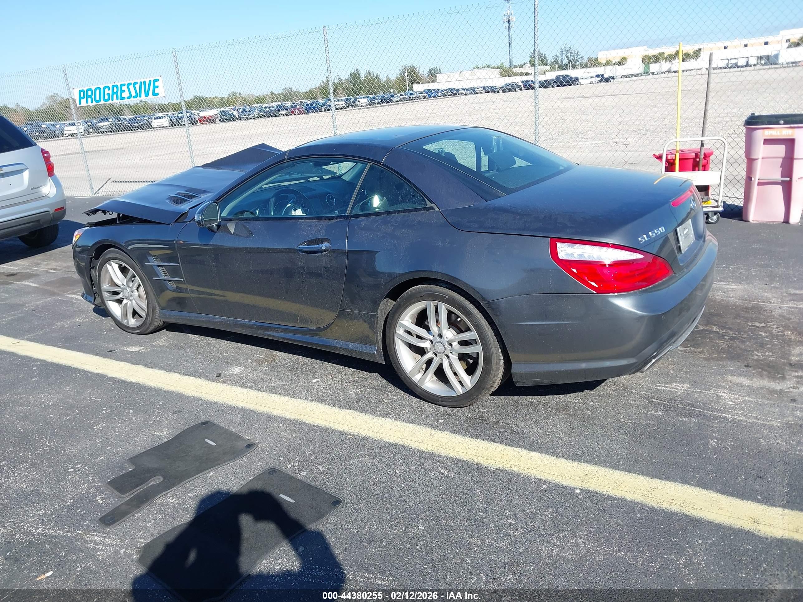 MERCEDES-BENZ SL image 3